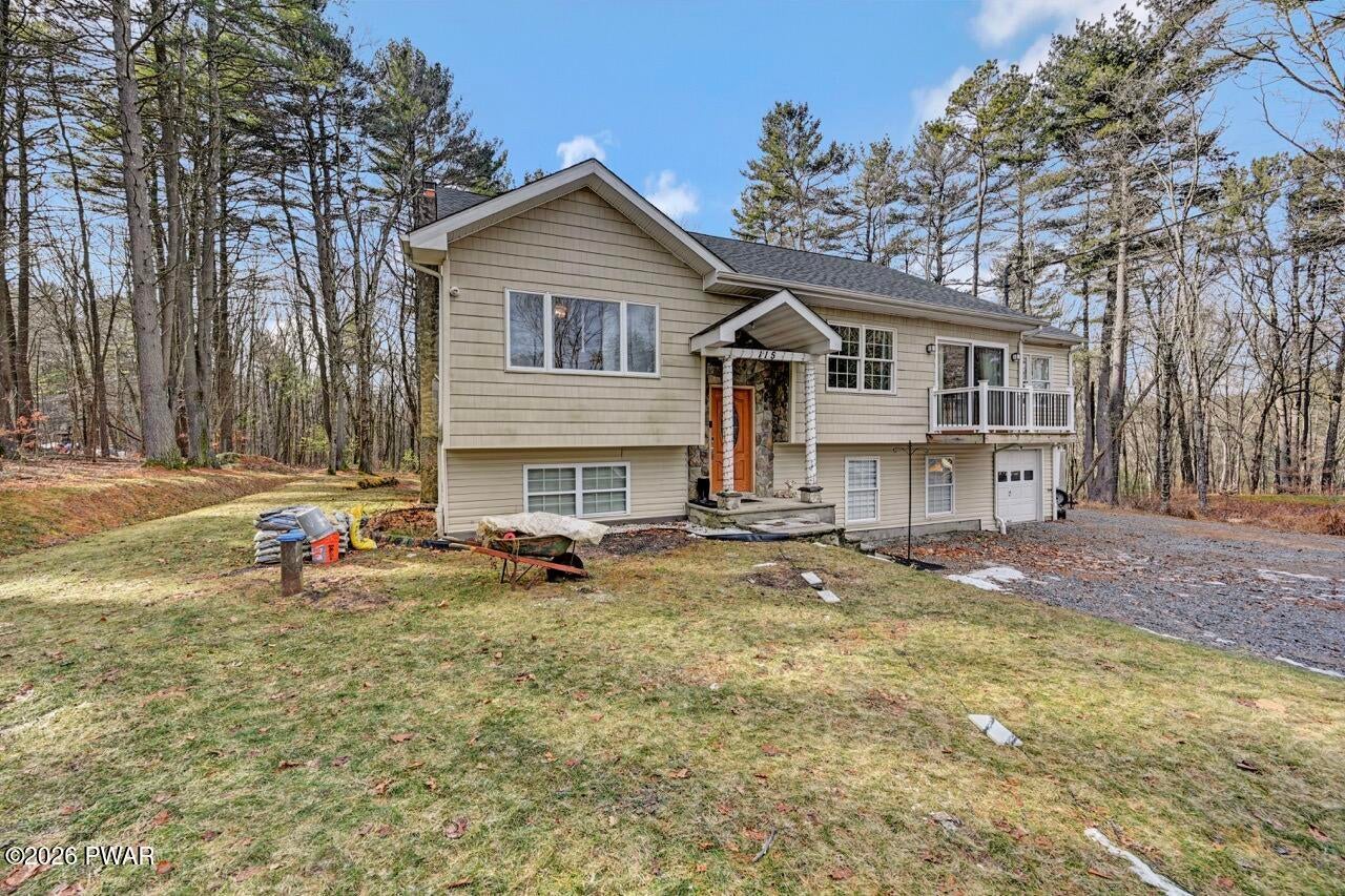 Milford, Pennsylvania, 18337, United States, 3 Bedrooms Bedrooms, ,3 BathroomsBathrooms,Residential,For Sale,2011309