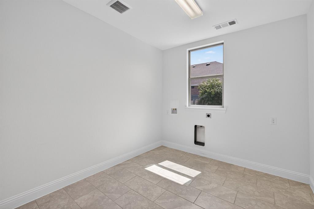 Argyle, Texas, 76226, United States, 4 Bedrooms Bedrooms, ,4 BathroomsBathrooms,Residential,For Sale,2001915