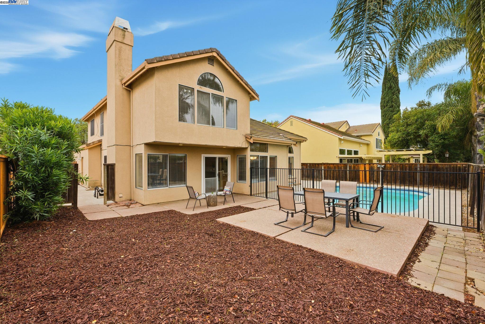 Tracy, California, 95376, United States, 4 Bedrooms Bedrooms, ,3 BathroomsBathrooms,Residential,For Sale,2002934