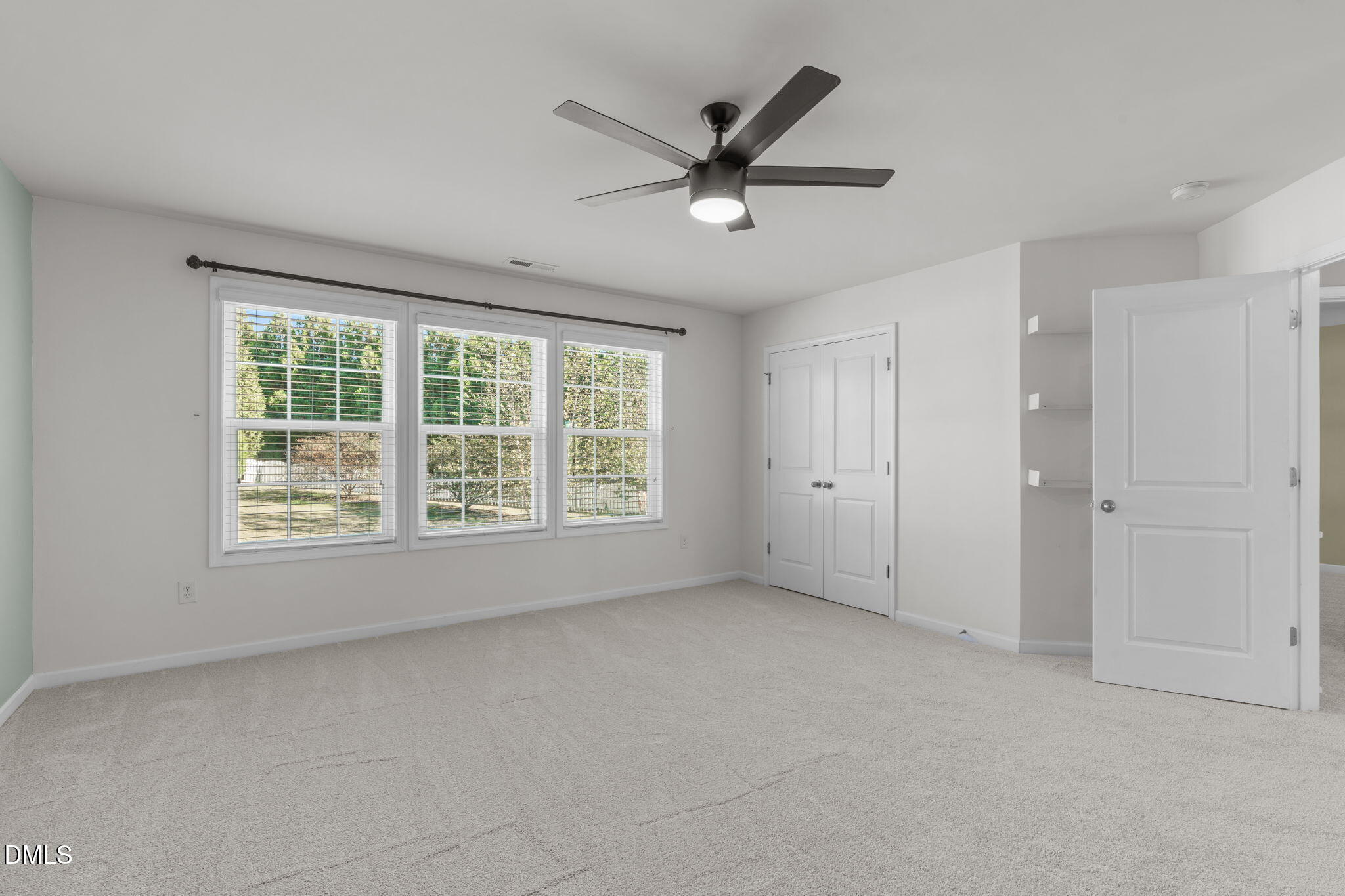 Clayton, North Carolina, 27527, United States, 5 Bedrooms Bedrooms, ,4 BathroomsBathrooms,Residential,For Sale,1969461