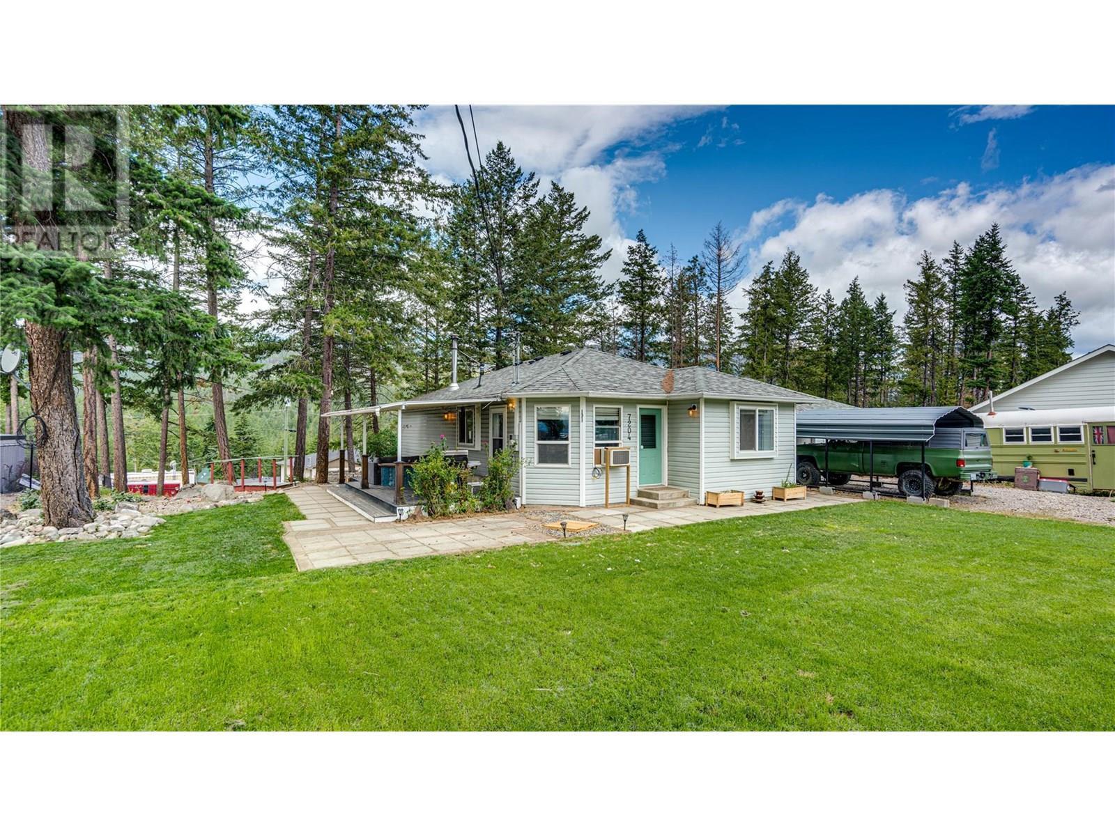 KELOWNA, British Columbia, V1Z 3W5, CA, 2 Bedrooms Bedrooms, ,2 BathroomsBathrooms,Residential,For Sale,1897605