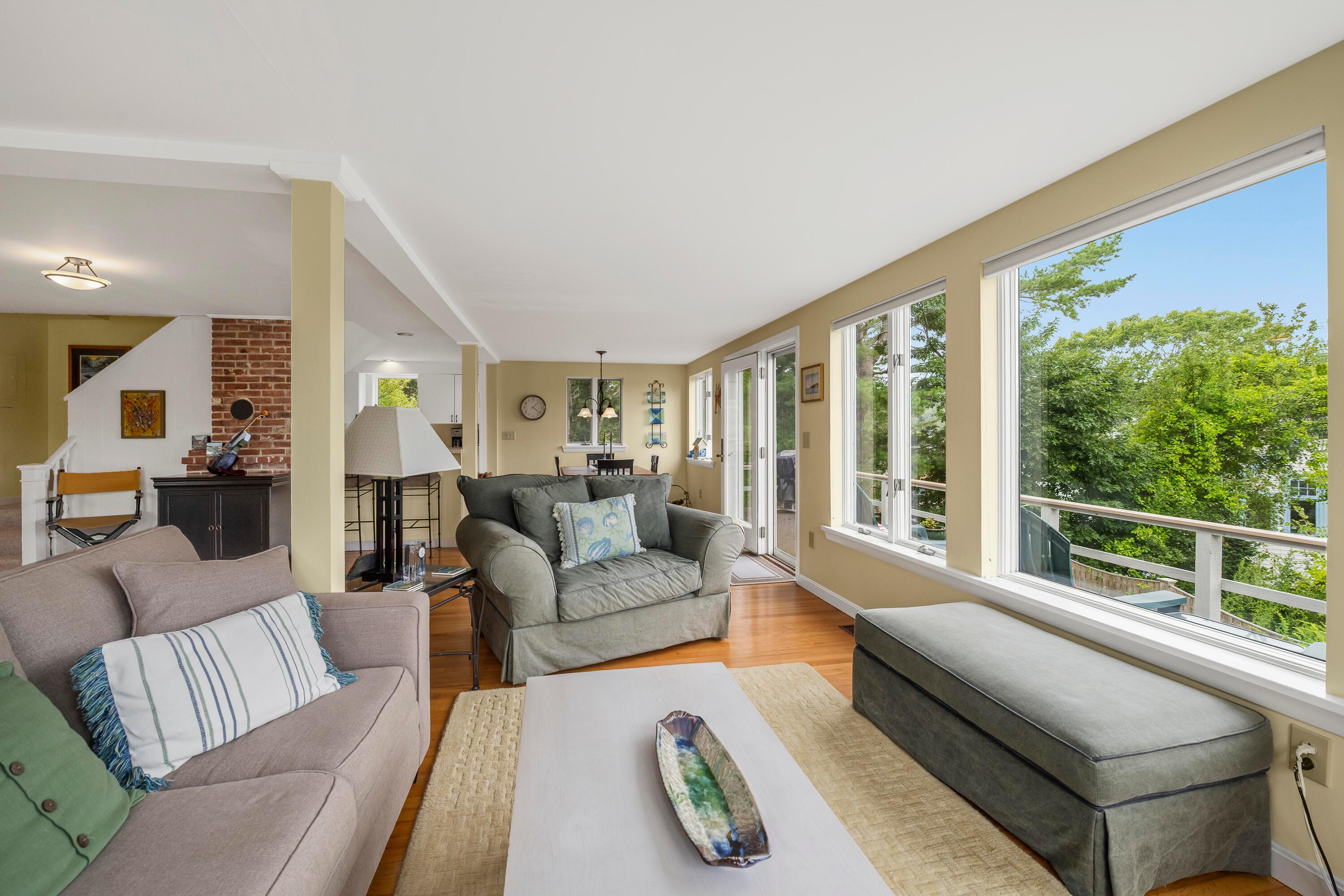  32 Nickerson Road - 物件實景