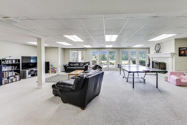 Dundee, Illinois, 60118, United States, 4 Bedrooms Bedrooms, ,5 BathroomsBathrooms,Residential,For Sale,1977469