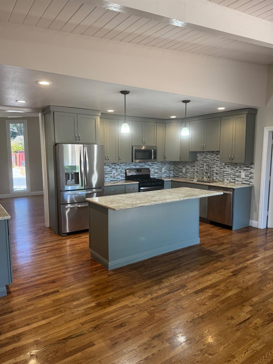 San Pablo, California, 94806, United States, 4 Bedrooms Bedrooms, ,3 BathroomsBathrooms,Residential,For Sale,1910610
