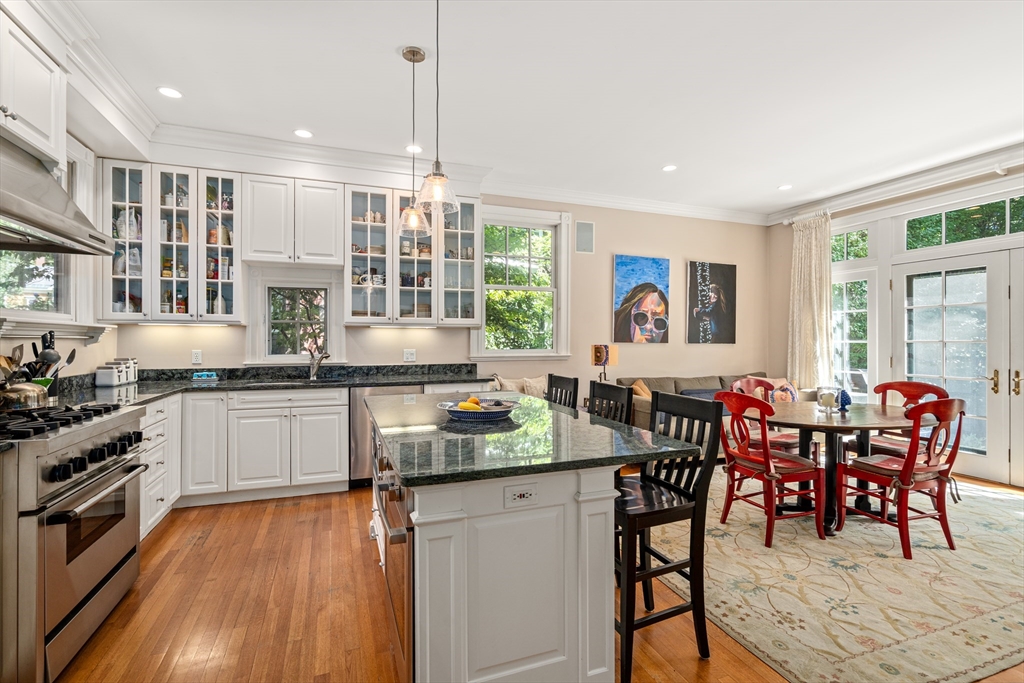 Cambridge, Massachusetts, 02138, United States, 6 Bedrooms Bedrooms, ,7 BathroomsBathrooms,Residential,For Sale,1949717