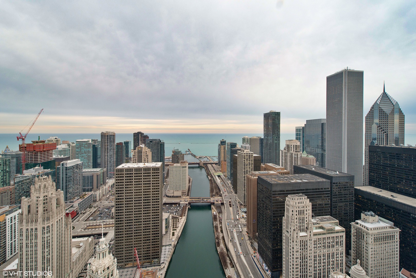 Chicago, Illinois, 60611, United States, 3 Bedrooms Bedrooms, ,5 BathroomsBathrooms,Residential,For Sale,1940943