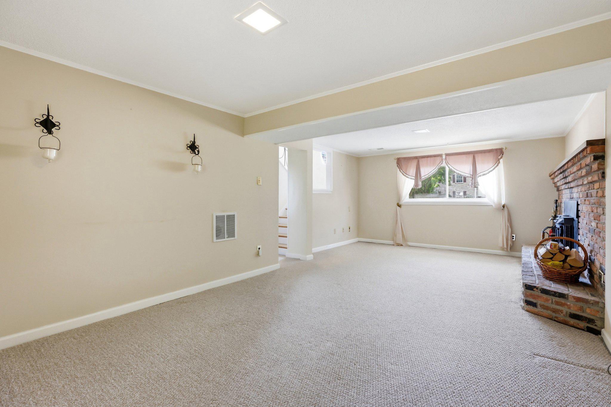  13015 Chalfont Avenue, Fort Washington, MD, 20744 - 物件實景