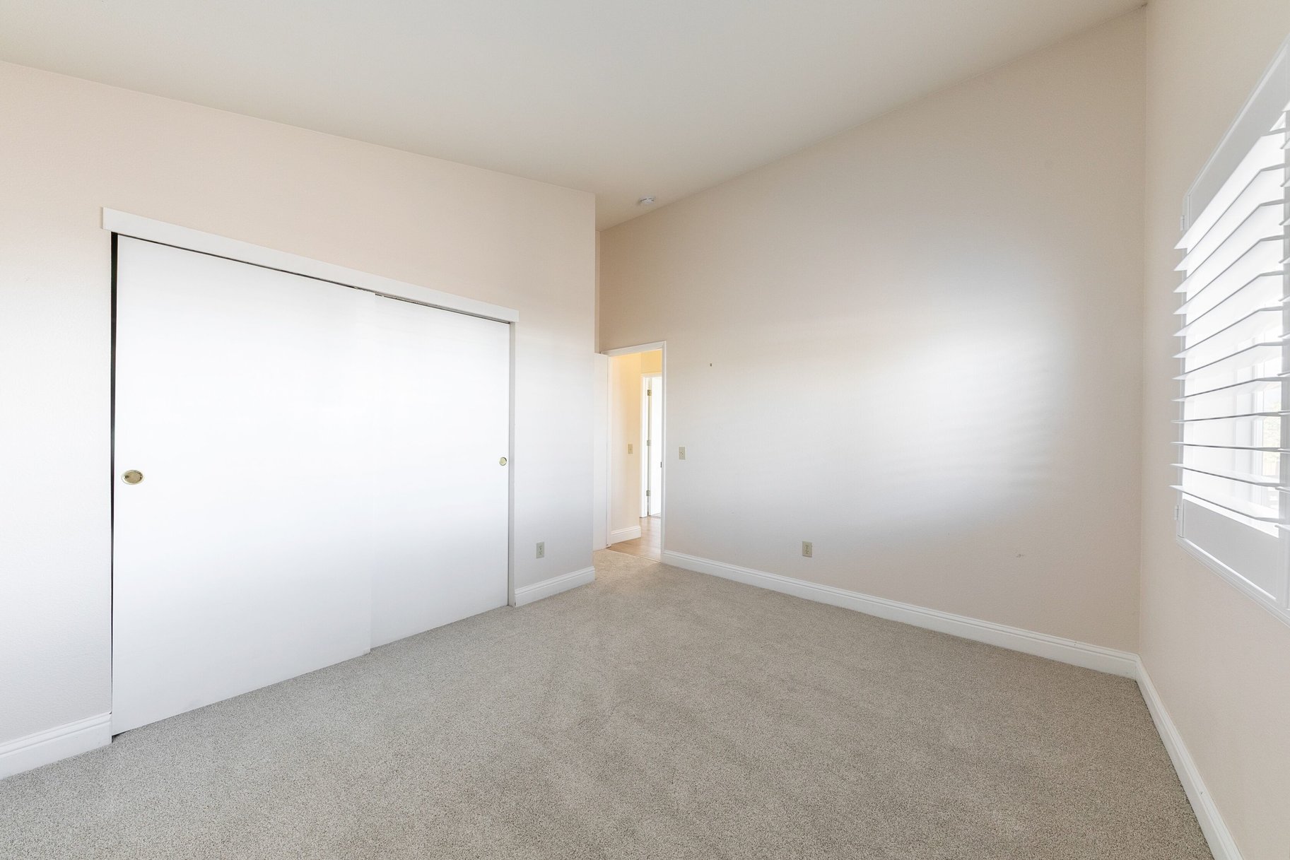  3 Bedrooms, 2 bath, 2 car garage, single level home in Minden NV - 物件實景