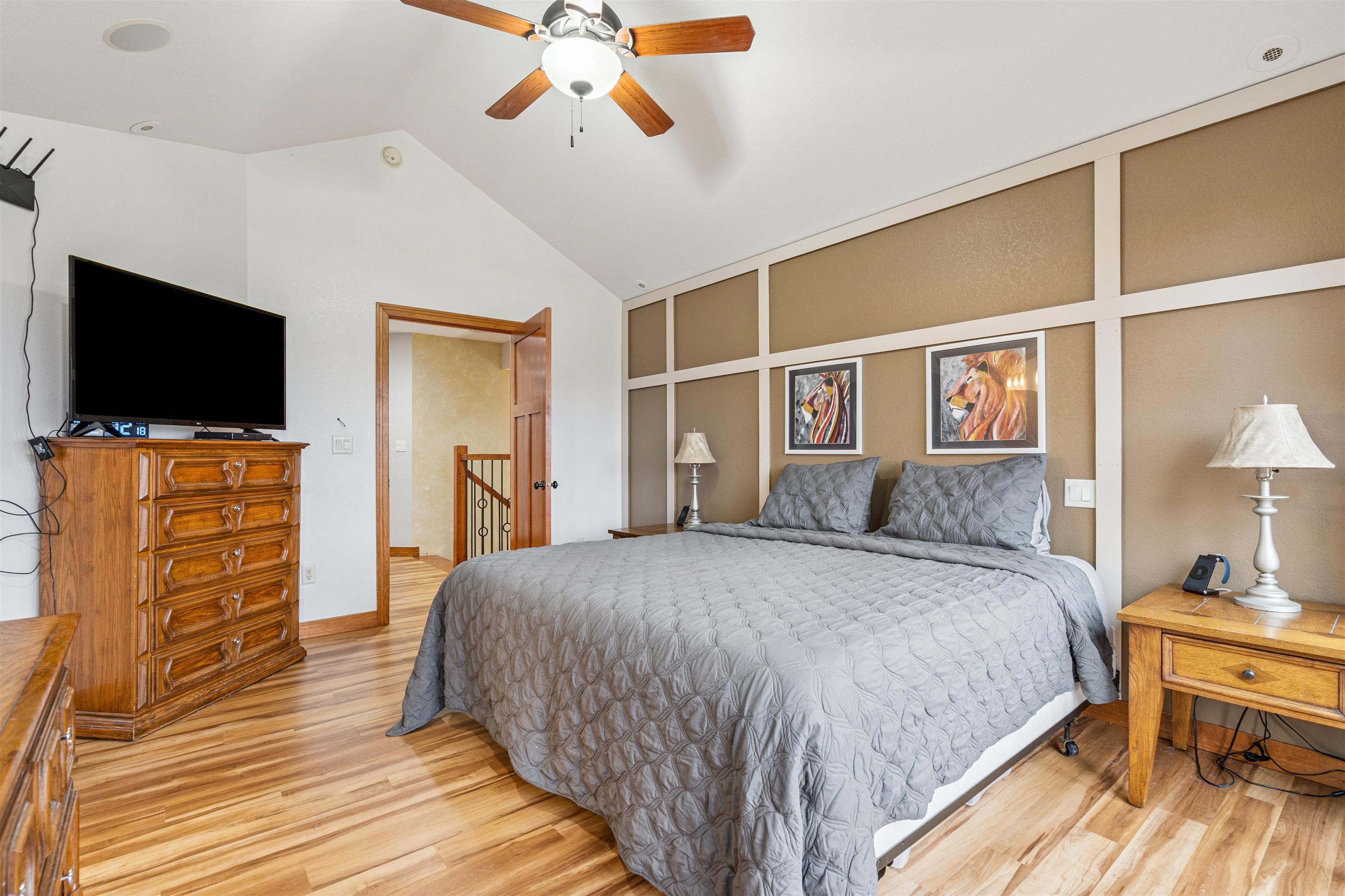 Waverly, Iowa, 50677, United States, 4 Bedrooms Bedrooms, ,4 BathroomsBathrooms,Residential,For Sale,1974808