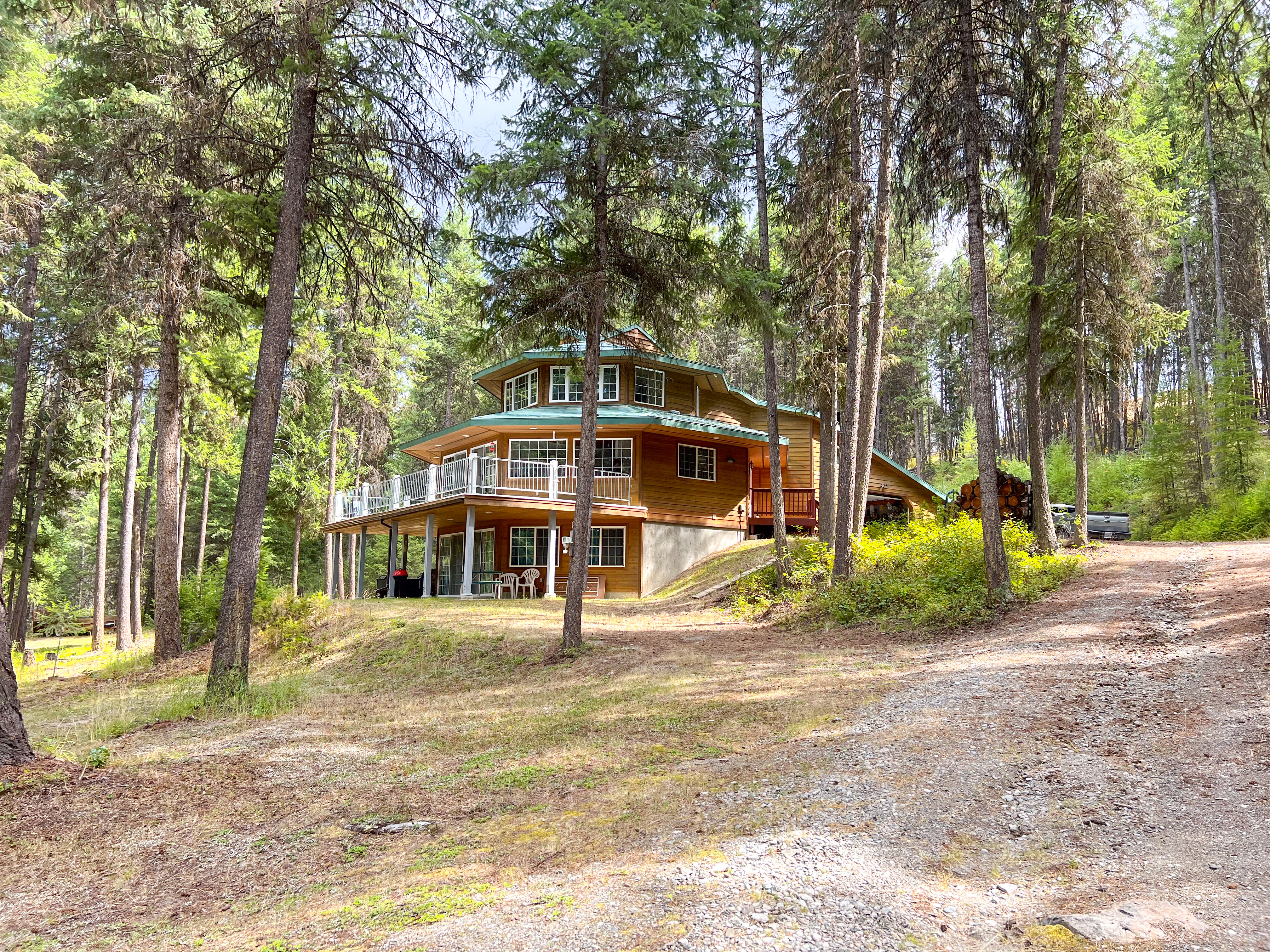 Republic, Washington, 99166, United States, 3 Bedrooms Bedrooms, ,3 BathroomsBathrooms,Residential,For Sale,1976903