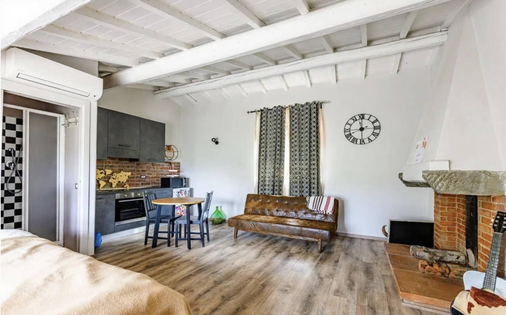 Prato, Prato, 50047, IT, 8 Bedrooms Bedrooms, ,6 BathroomsBathrooms,Residential,For Sale,1991549