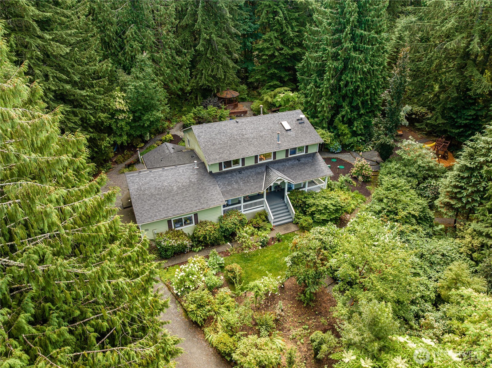 Snohomish, Washington, 98290, United States, 4 Bedrooms Bedrooms, ,3 BathroomsBathrooms,Residential,For Sale,1921838