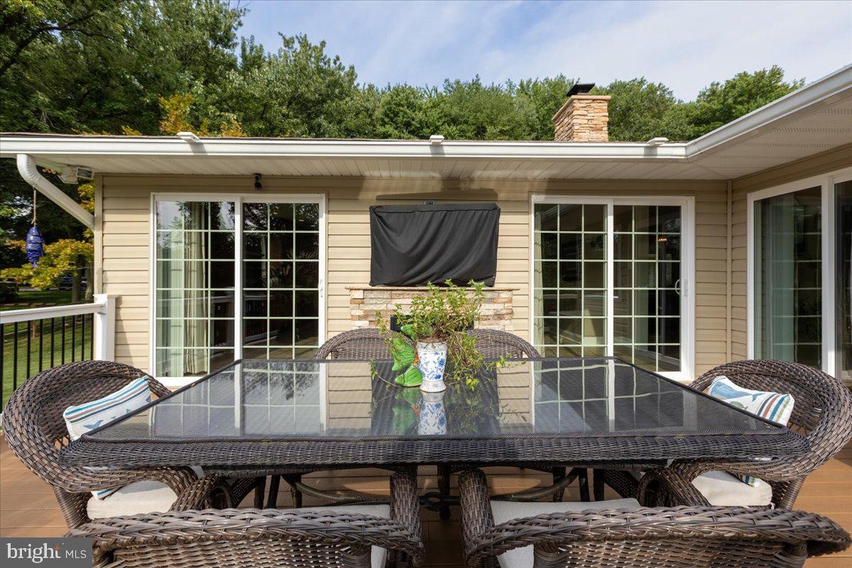 PASADENA, Maryland, 21122, United States, 4 Bedrooms Bedrooms, ,4 BathroomsBathrooms,Residential,For Sale,1979207