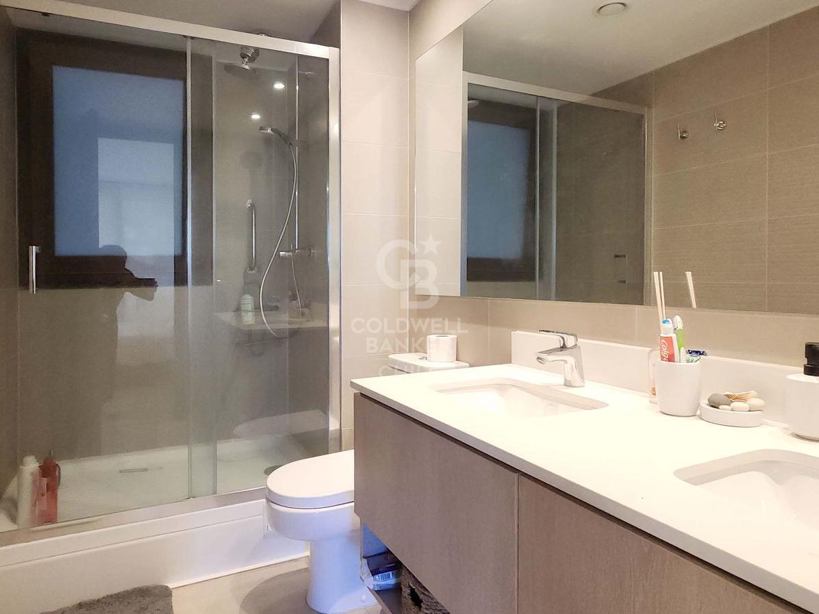 Lo Barnechea, Chile, 2 Bedrooms Bedrooms, ,2 BathroomsBathrooms,Residential,For Sale,1807621