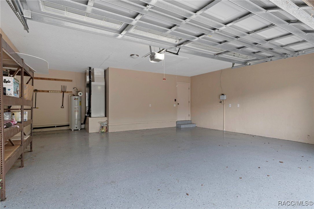 Homosassa, Florida, 34446, United States, 5 Bedrooms Bedrooms, ,4 BathroomsBathrooms,Residential,For Sale,1916240