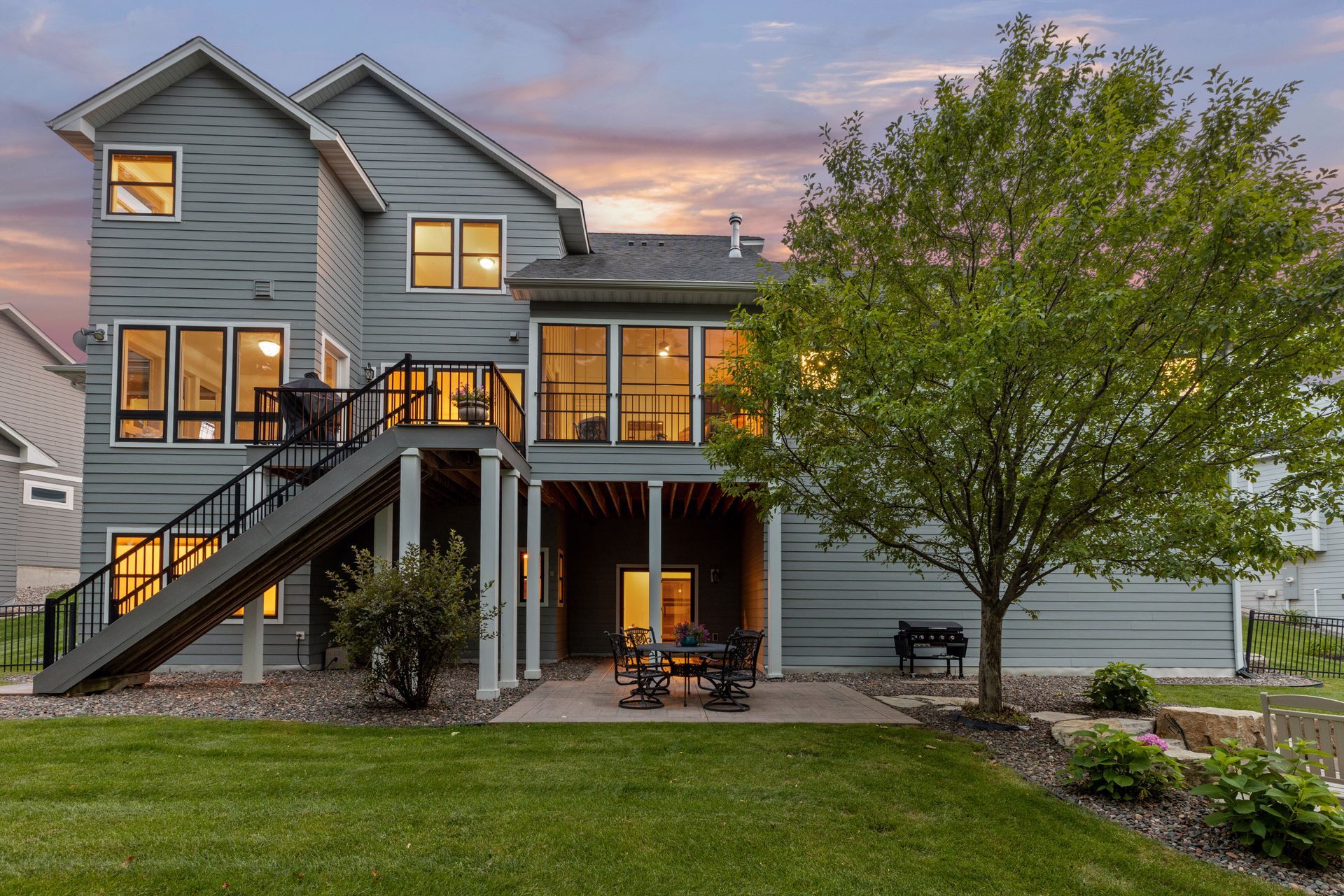  Luxury Living in Prestigious Woodland Hill Preserve - 物件實景
