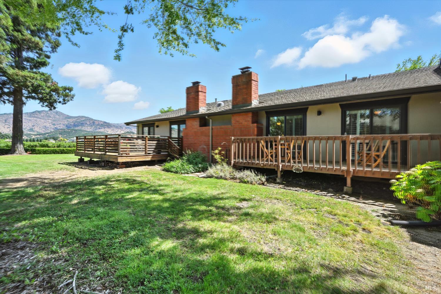 Yountville, California, 94599, United States, 2 Bedrooms Bedrooms, ,2 BathroomsBathrooms,Residential,For Sale,1941662