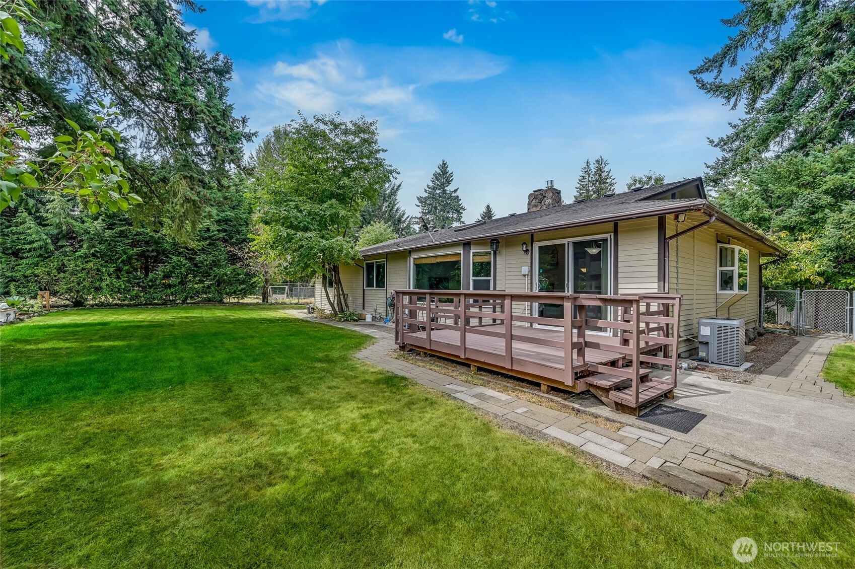 Puyallup, Washington, 98374, United States, 3 Bedrooms Bedrooms, ,1 BathroomBathrooms,Residential,For Sale,1917065