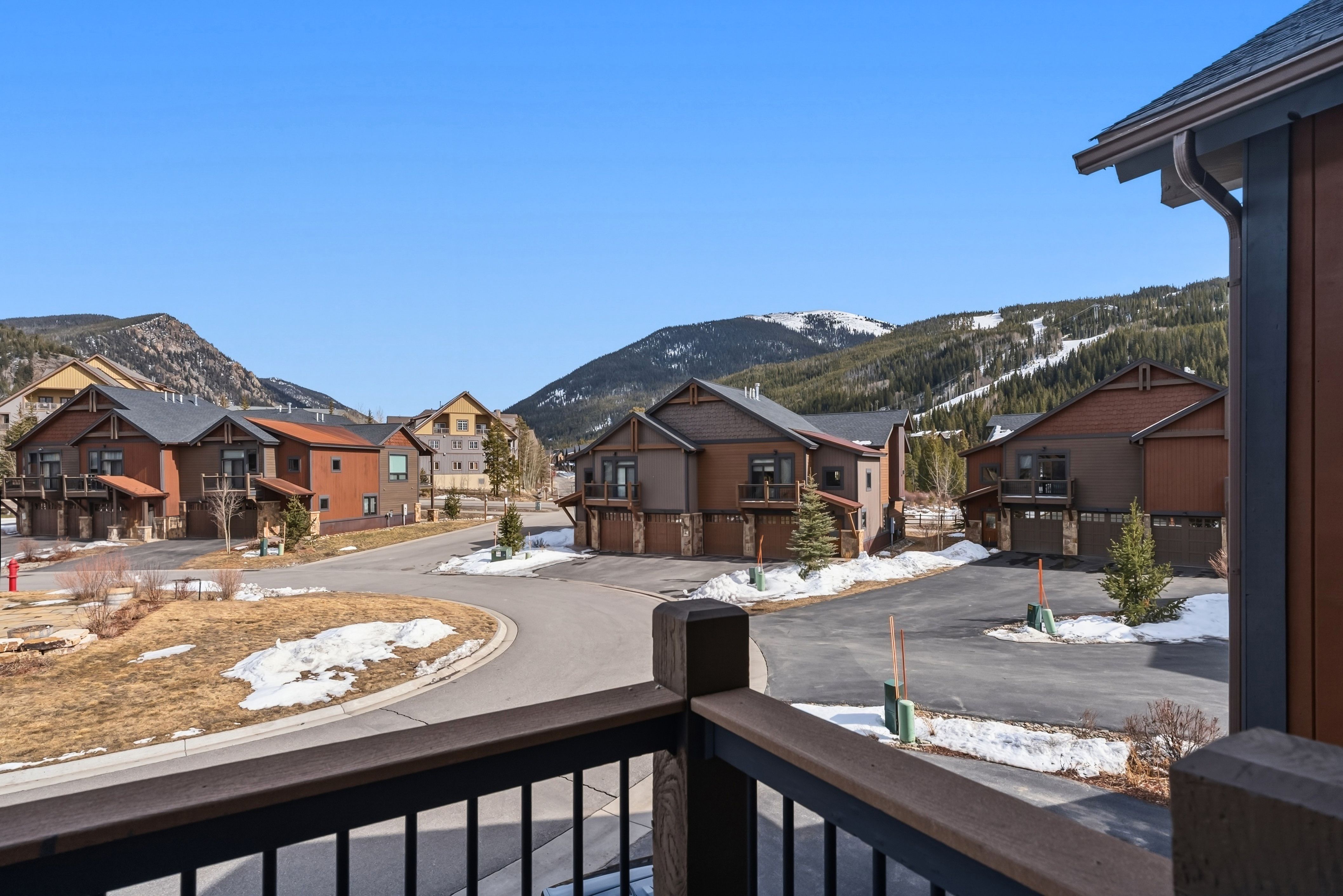  Experience Elevated Mountain Living at 59 Erickson Loop #4B - 物件實景