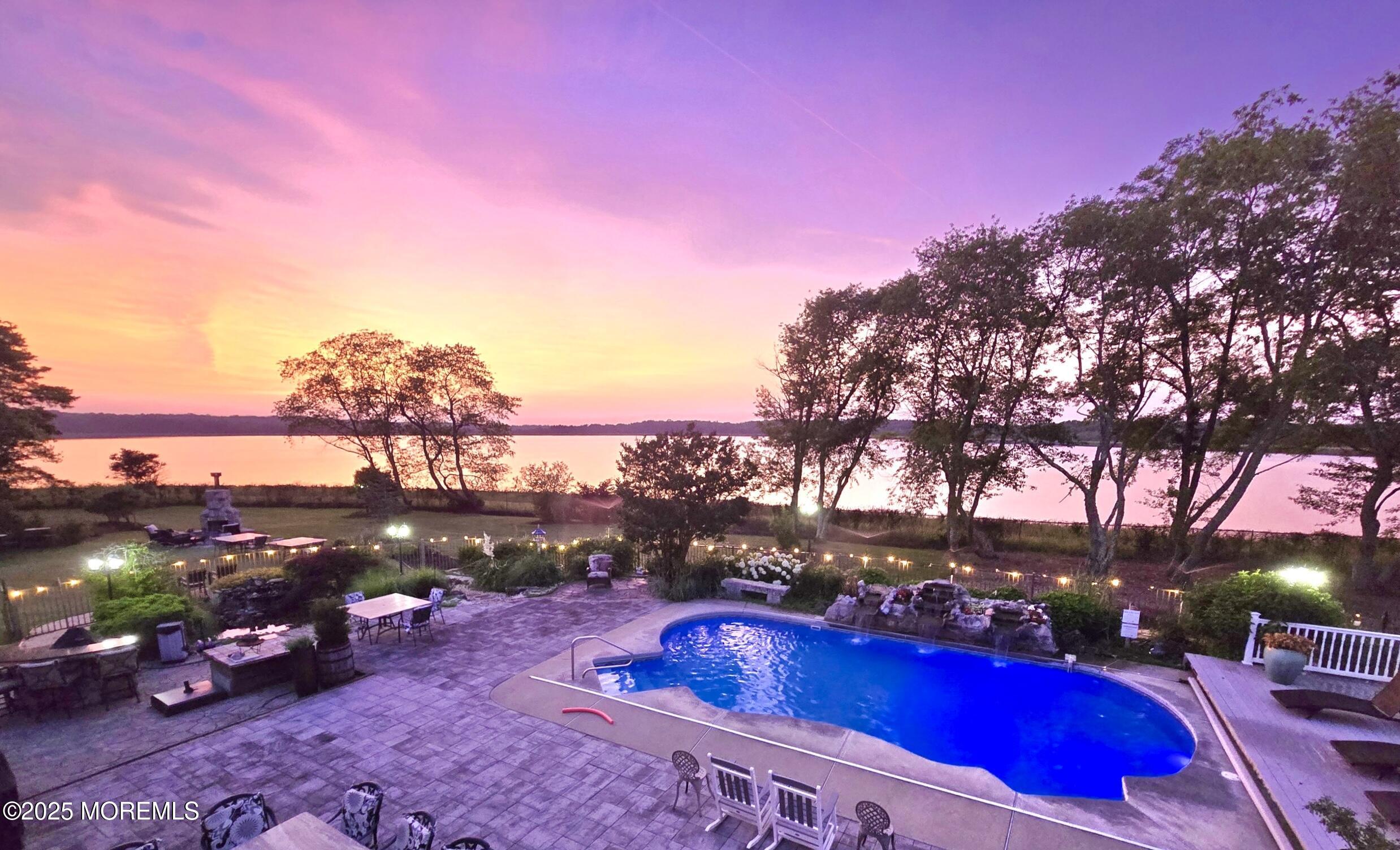 Wall, New Jersey, 07719, United States, 6 Bedrooms Bedrooms, ,4 BathroomsBathrooms,Residential,For Sale,2003107