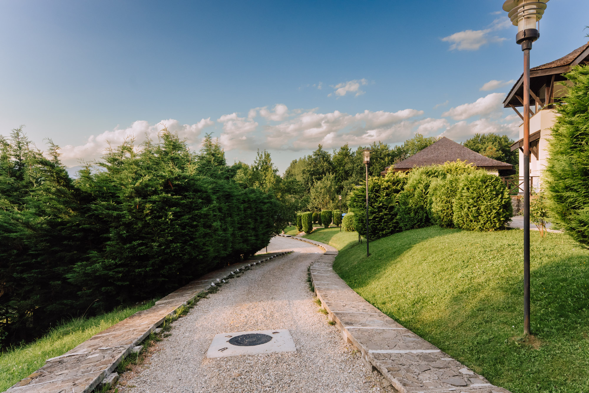  A Private Retreat in the Foothills of the Bucegi Mountains - 物件實景