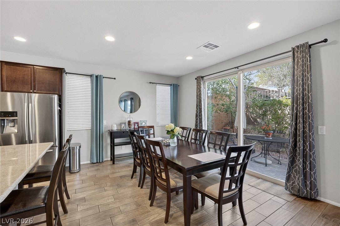 Las Vegas, Nevada, 89129, United States, 4 Bedrooms Bedrooms, ,3 BathroomsBathrooms,Residential,For Sale,2023651