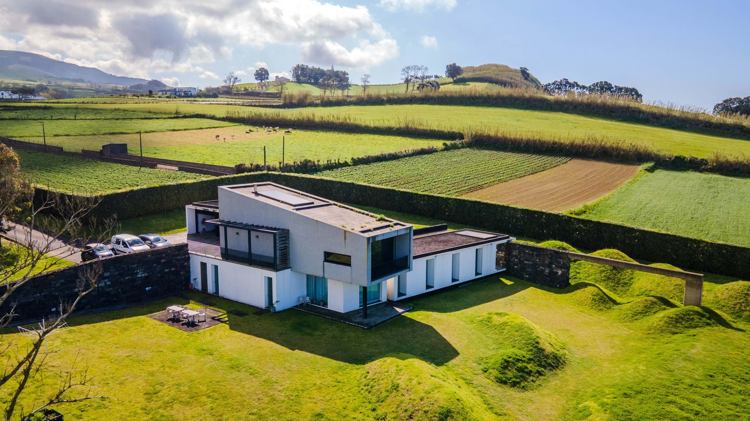 Ponta Delgada, Ilha de São Miguel, 9560-501, PT, 3 Bedrooms Bedrooms, ,4 BathroomsBathrooms,Residential,For Sale,1826448