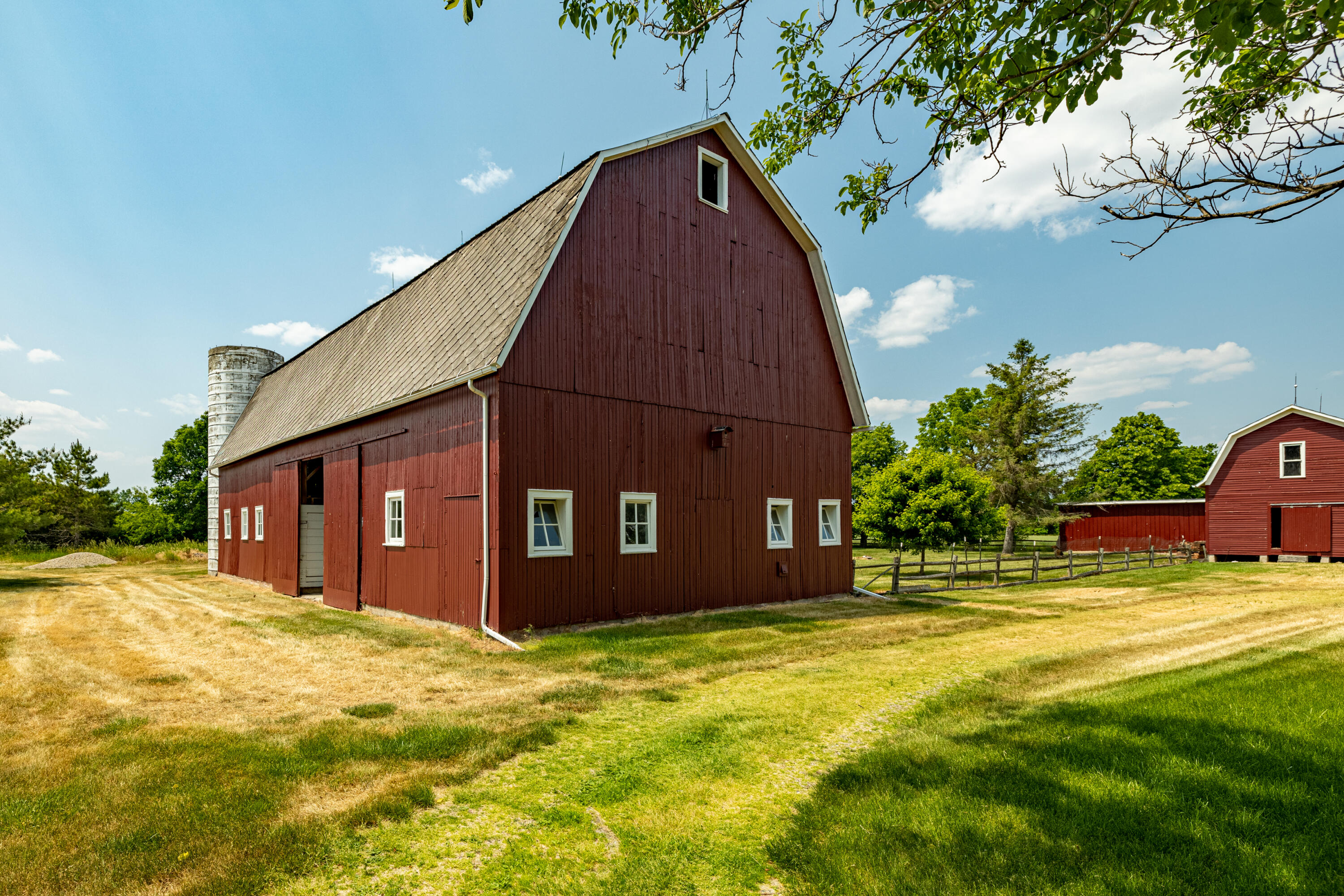 Ida, Michigan, 48140, United States, 4 Bedrooms Bedrooms, ,3 BathroomsBathrooms,Residential,For Sale,1973909