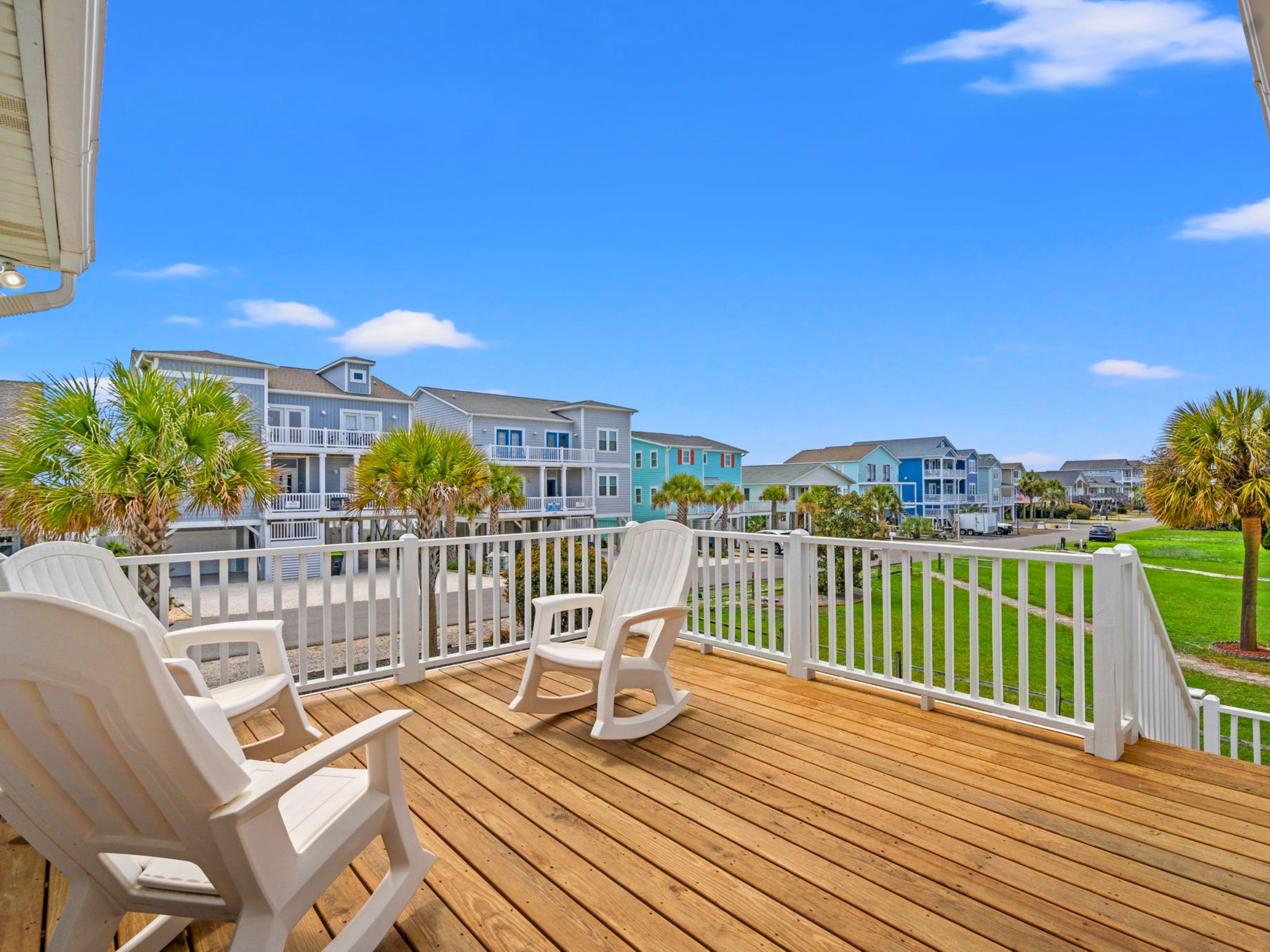  155 Yacht Watch Drive, Holden Beach, NC 28462 - 物件實景