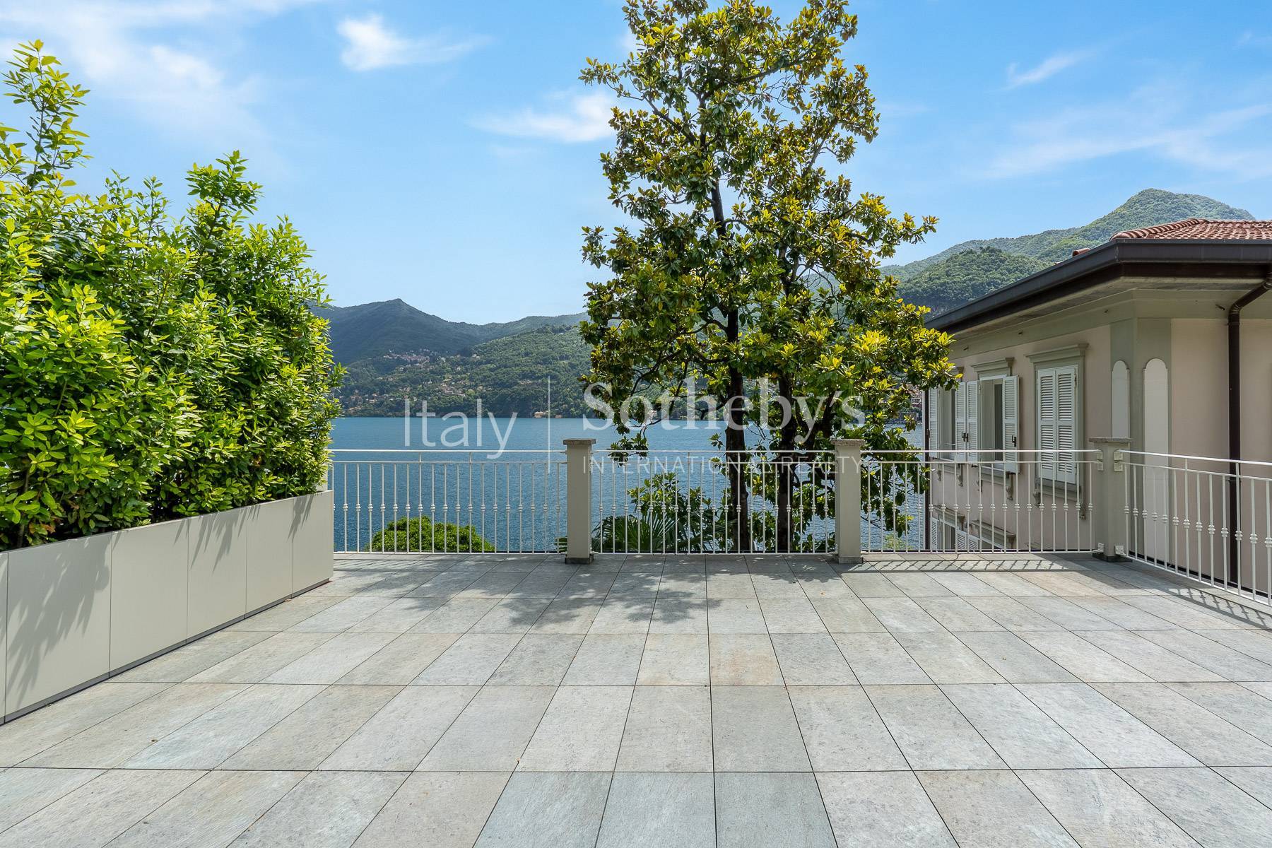  Prestigious villa facing Lake Como - 物件實景