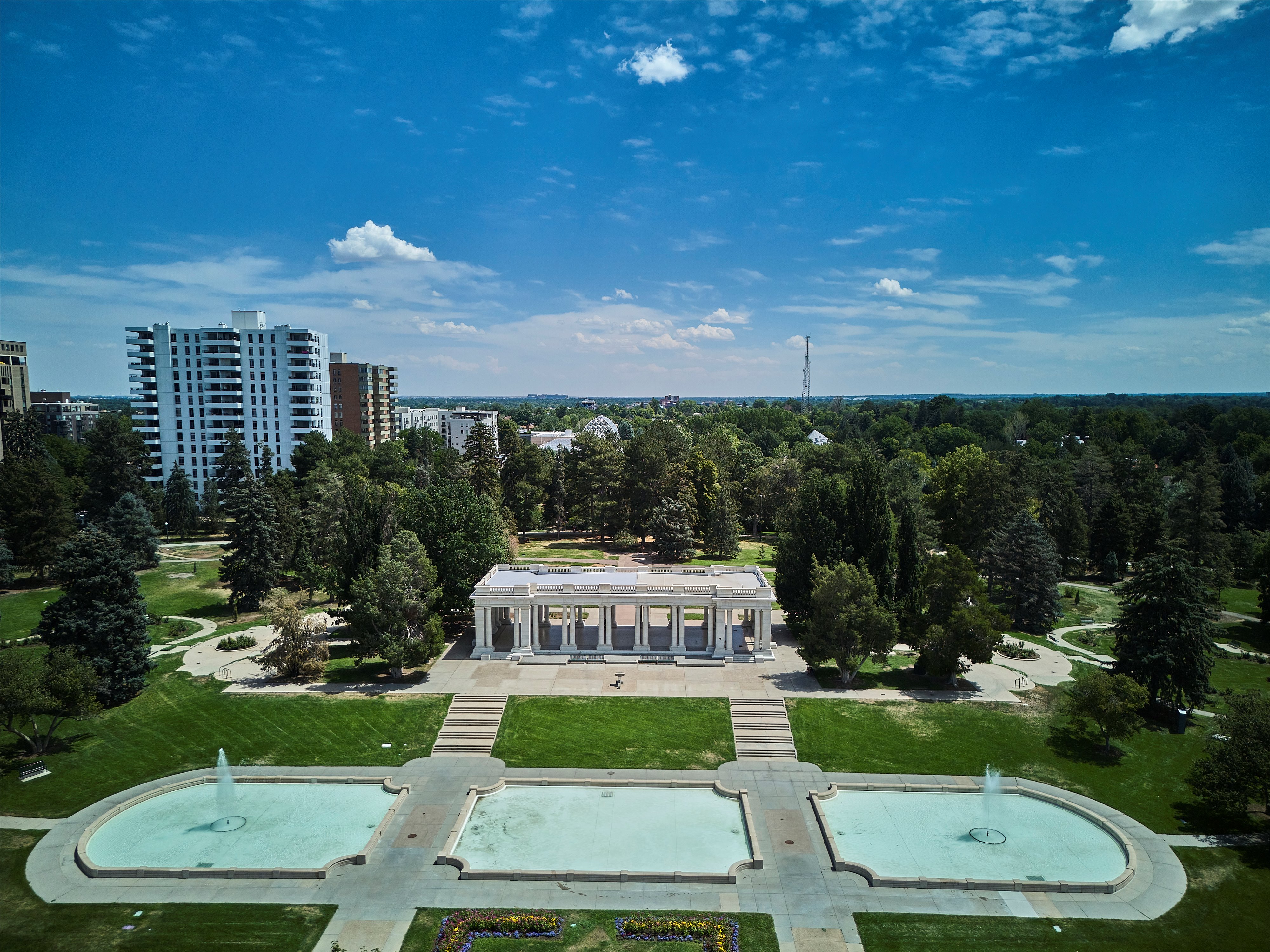  Welcome to this beautiful Victorian gem in the heart of Congress Park - 物件實景