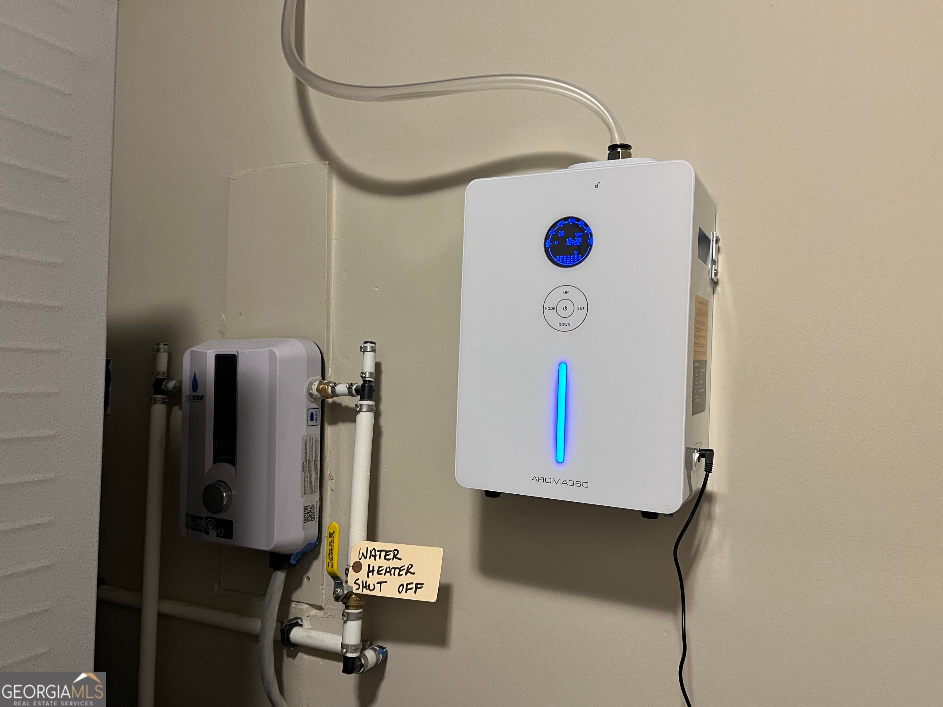 Ellijay, Georgia, 30540, United States, 3 Bedrooms Bedrooms, ,3 BathroomsBathrooms,Residential,For Sale,1858970