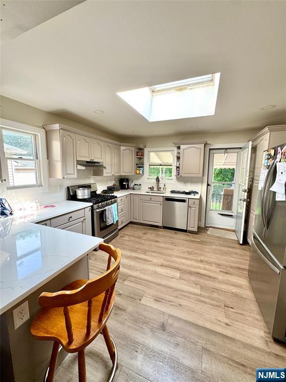 Clifton, New Jersey, 07014, United States, 4 Bedrooms Bedrooms, ,3 BathroomsBathrooms,Residential,For Sale,1937697