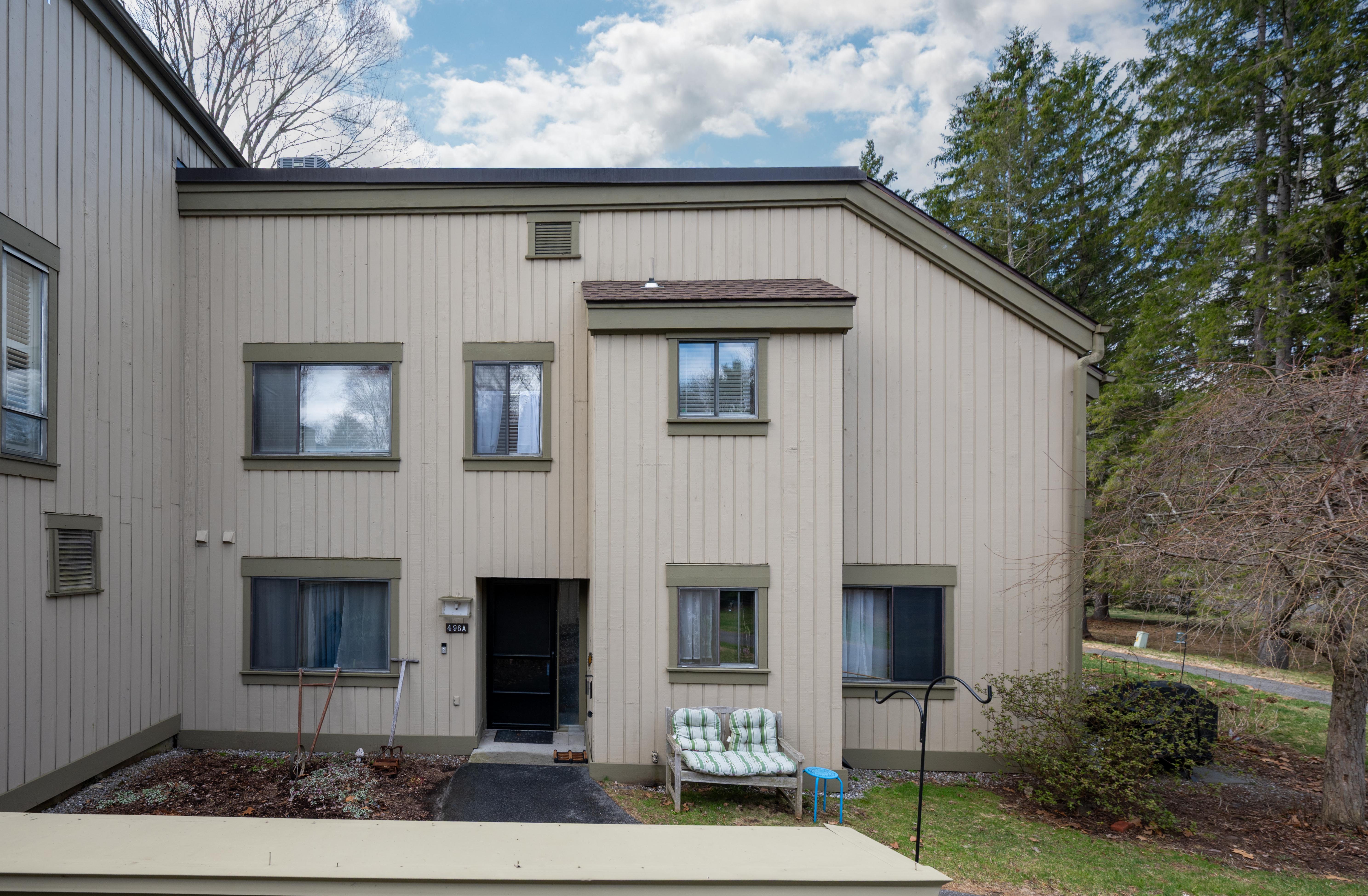  One level renovated lower 2 bedroom unit - 物件實景