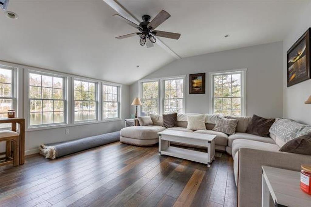 Gleason, Wisconsin, 54435, United States, 4 Bedrooms Bedrooms, ,3 BathroomsBathrooms,Residential,For Sale,1998111