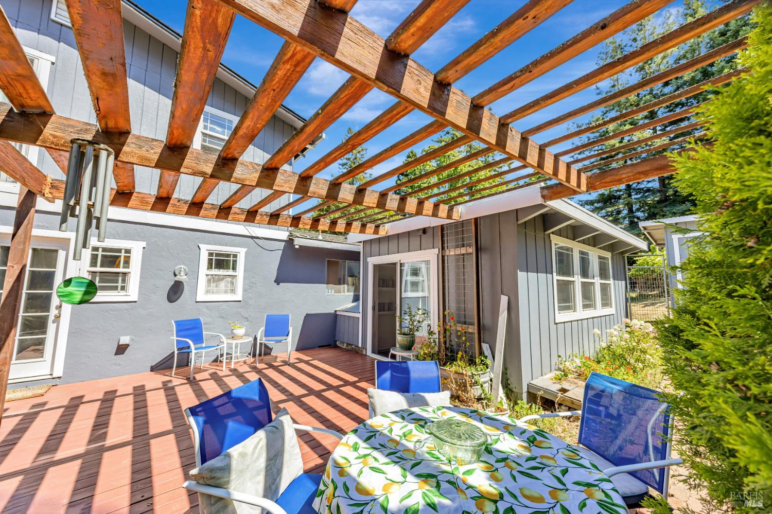 Sebastopol, California, 95472, United States, 3 Bedrooms Bedrooms, ,3 BathroomsBathrooms,Residential,For Sale,1993560