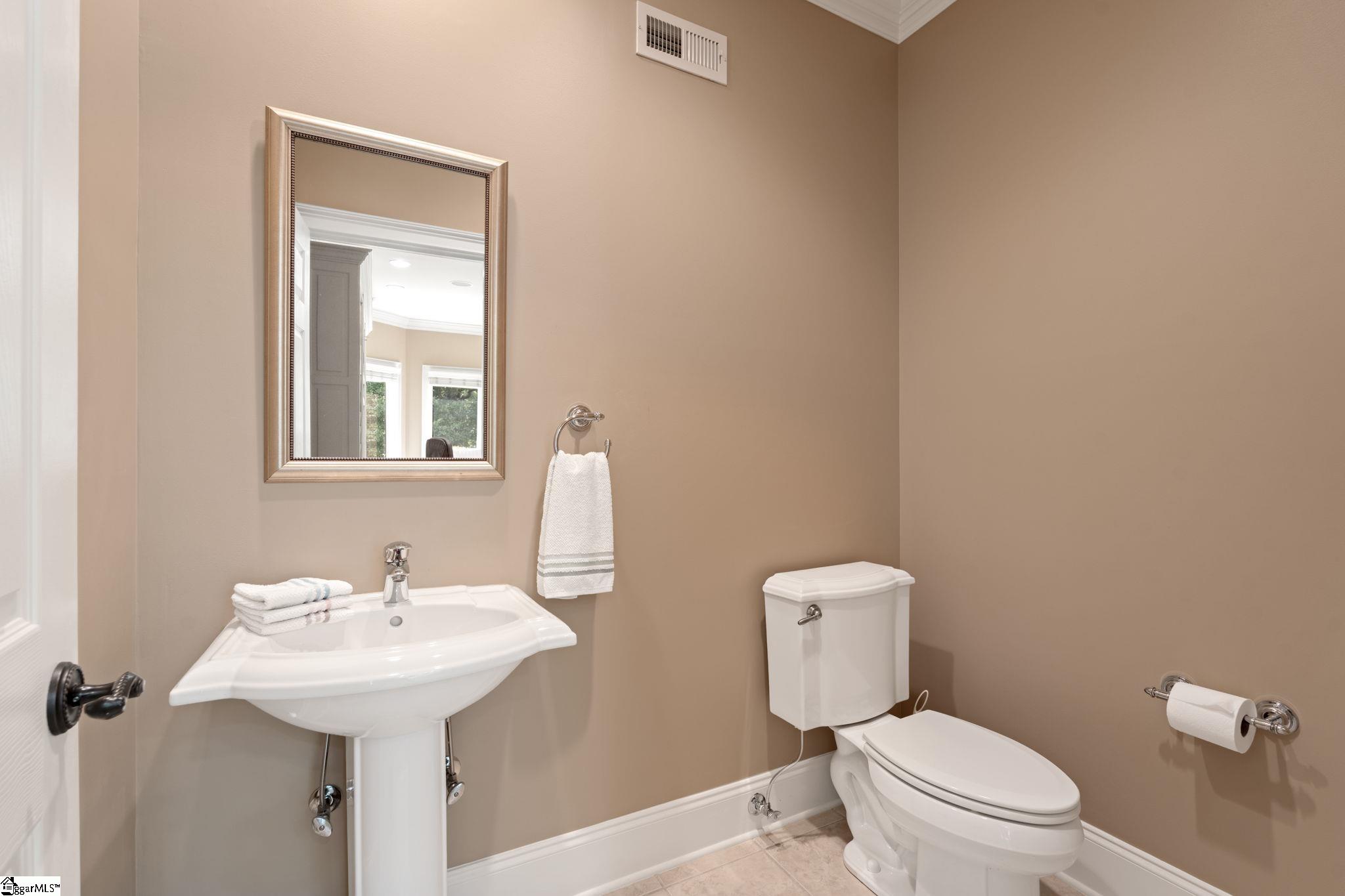 Simpsonville, South Carolina, 29681, United States, 4 Bedrooms Bedrooms, ,4 BathroomsBathrooms,Residential,For Sale,1901153