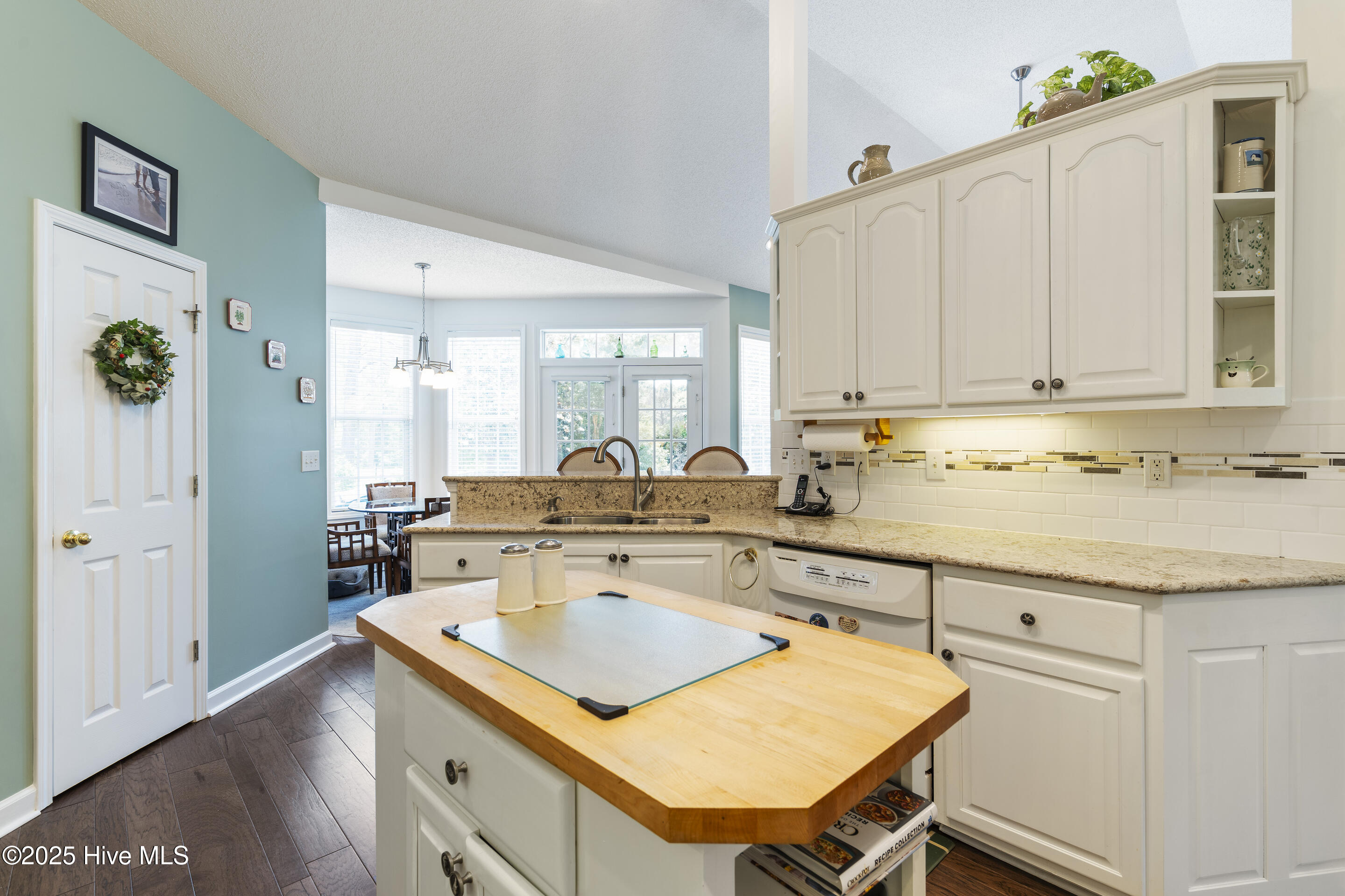 Sunset Beach, North Carolina, 28468, United States, 3 Bedrooms Bedrooms, ,2 BathroomsBathrooms,Residential,For Sale,1827986