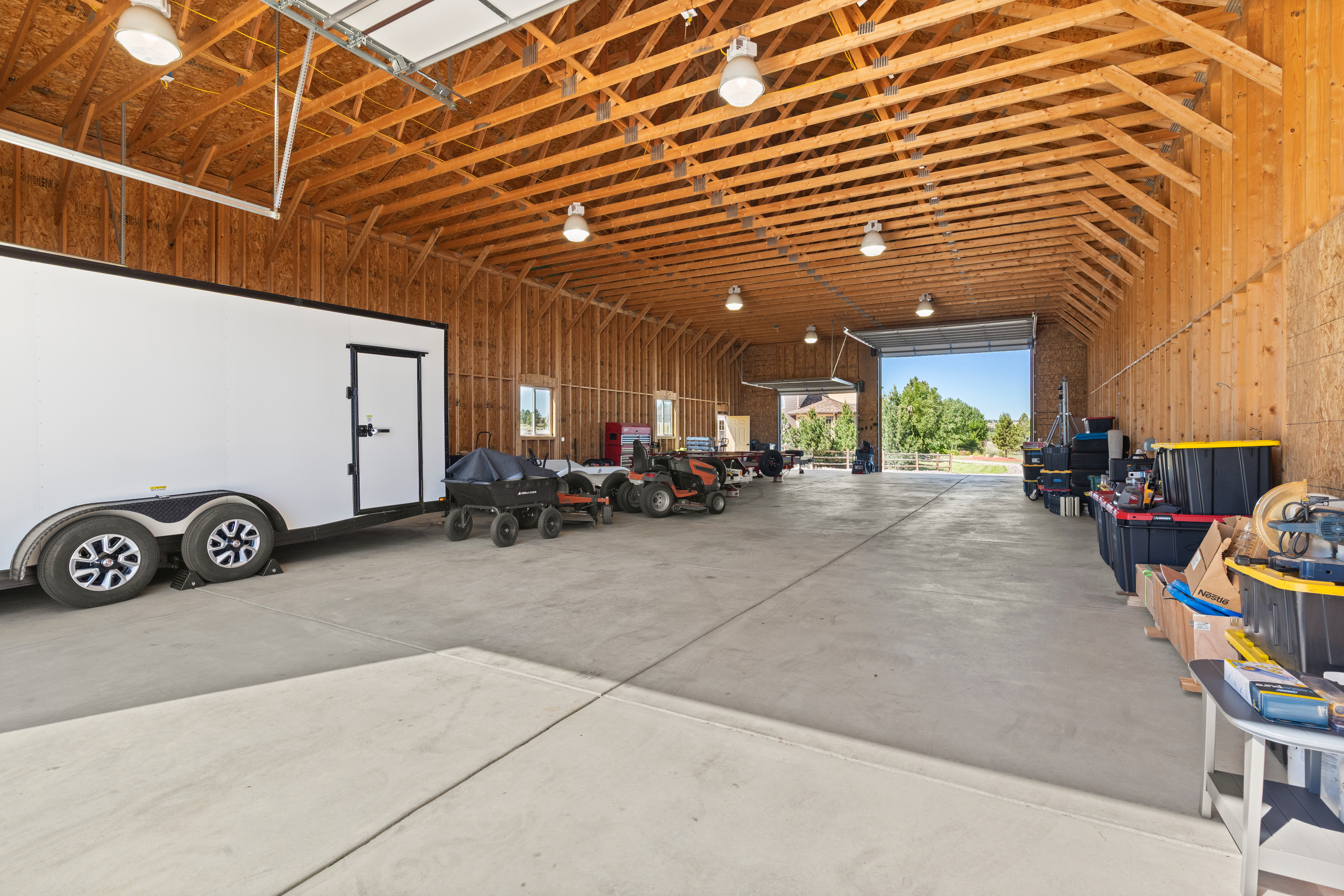  Set on 2.35 acres in Spring Valley Ranch - 物件實景