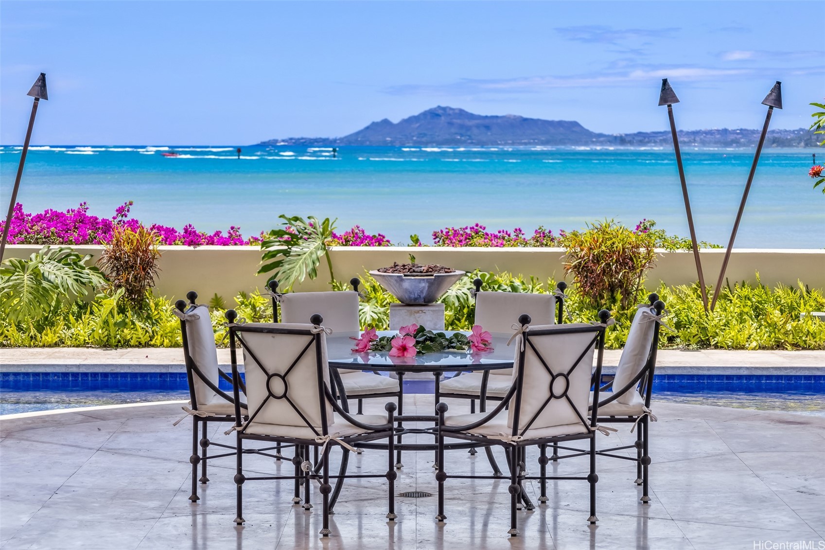 Honolulu, Hawaii, 96825, United States, 6 Bedrooms Bedrooms, ,8 BathroomsBathrooms,Residential,For Sale,1900933