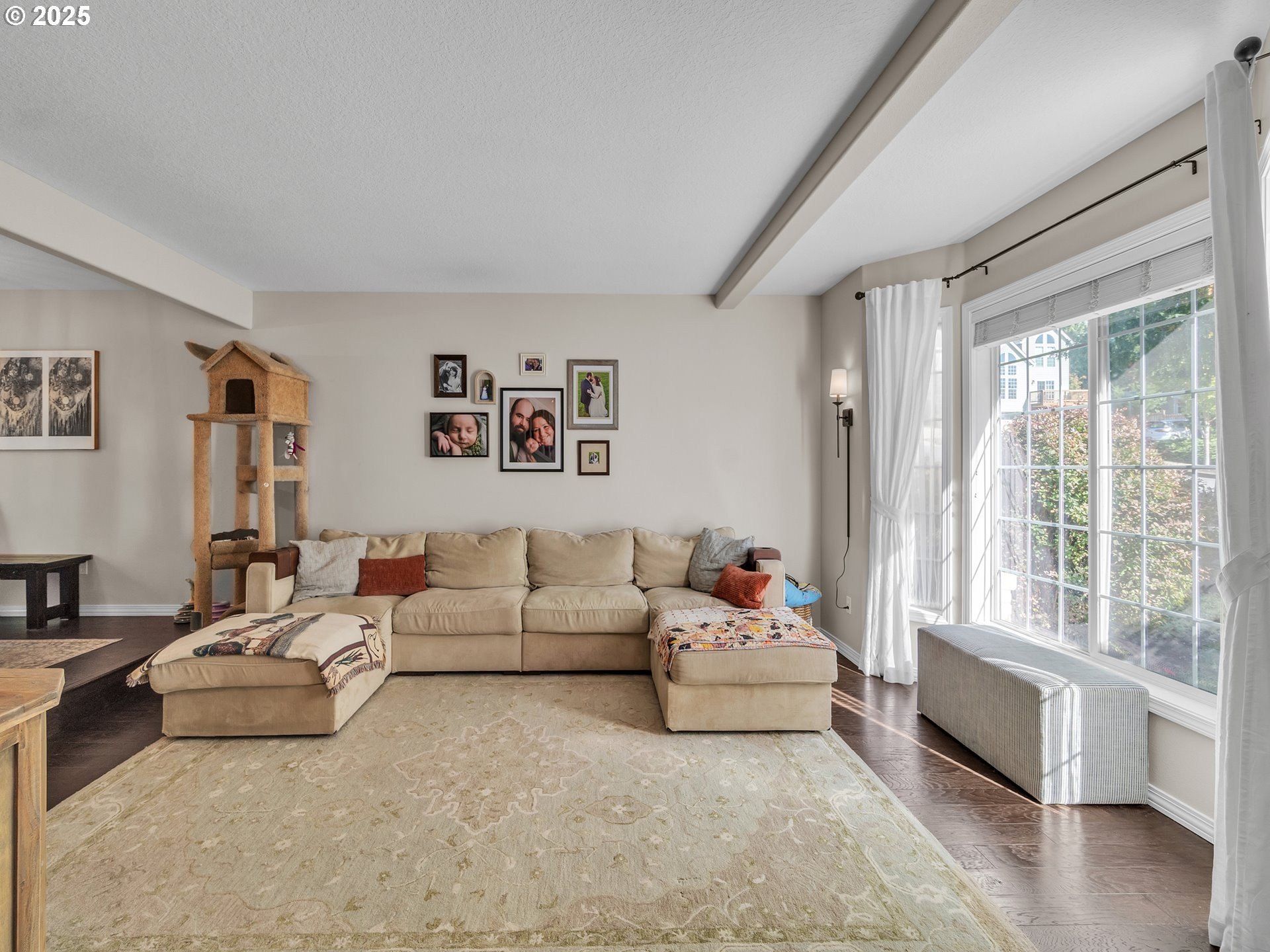 Newberg, Oregon, 97132, United States, 4 Bedrooms Bedrooms, ,3 BathroomsBathrooms,Residential,For Sale,1962580