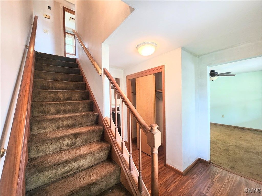 Skaneateles, New York, 13152, United States, 3 Bedrooms Bedrooms, ,3 BathroomsBathrooms,Residential,For Sale,1840315