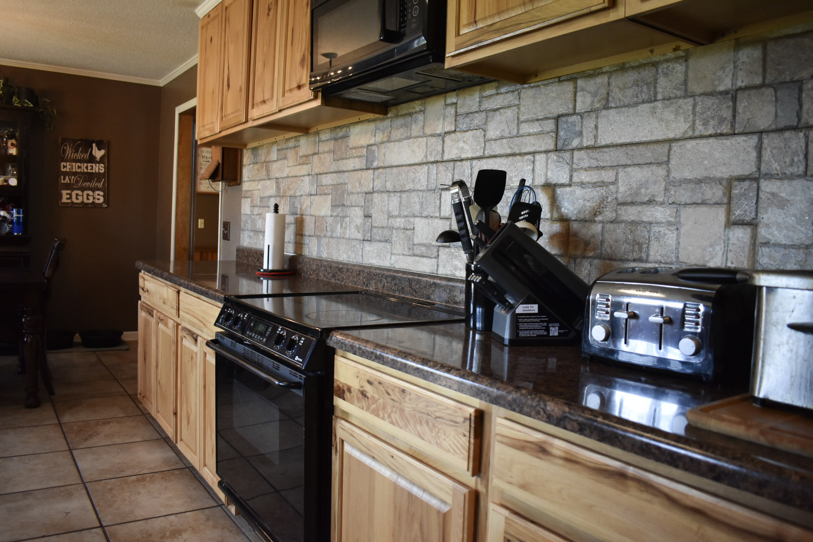 Troy, Tennessee, 38260, United States, 3 Bedrooms Bedrooms, ,2 BathroomsBathrooms,Residential,For Sale,1981685