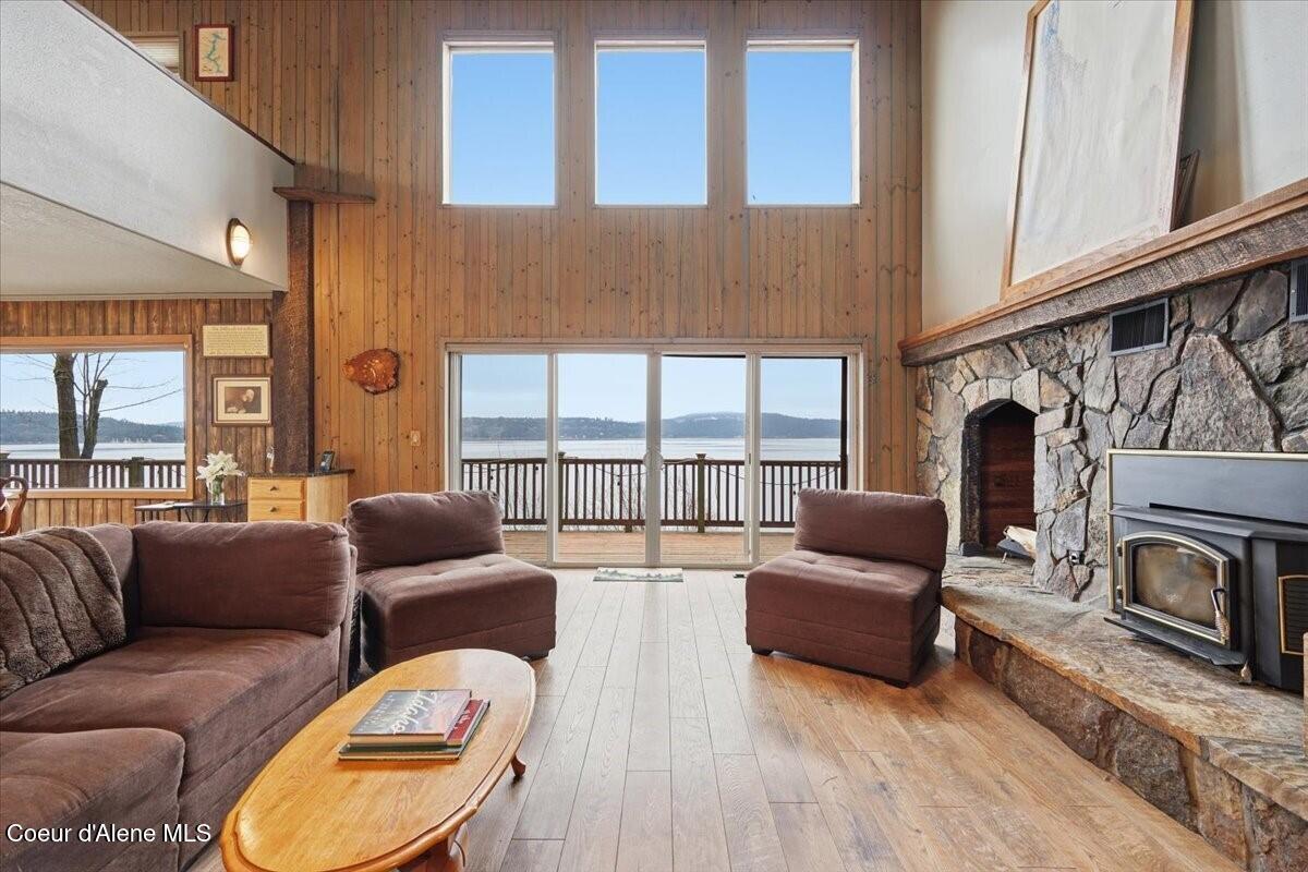 Coeur d'Alene, Idaho, 83814, United States, 3 Bedrooms Bedrooms, ,Residential,For Sale,2012334