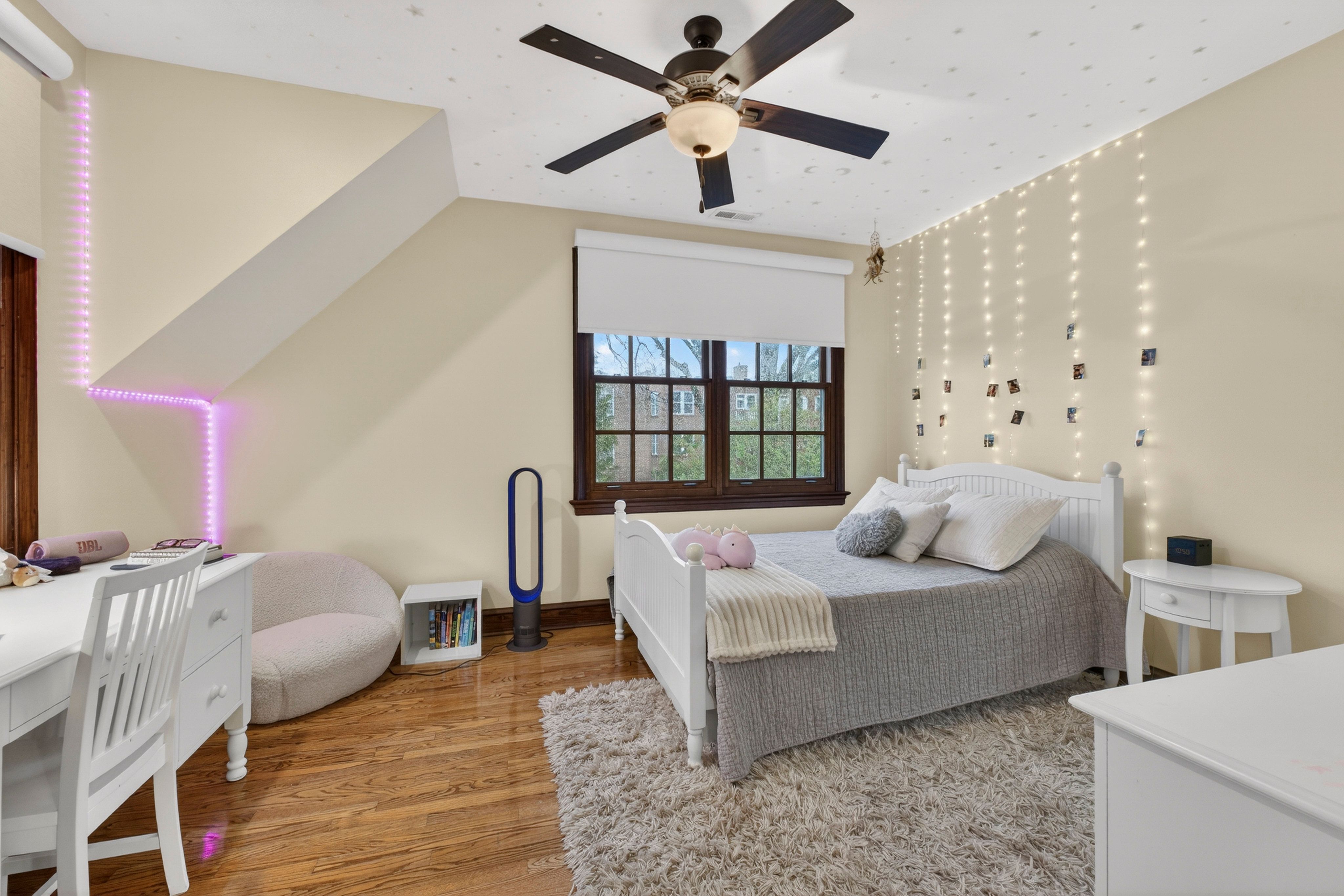  Timelessly Restored Bungalow in Hi-Pointe DeMun - 物件實景