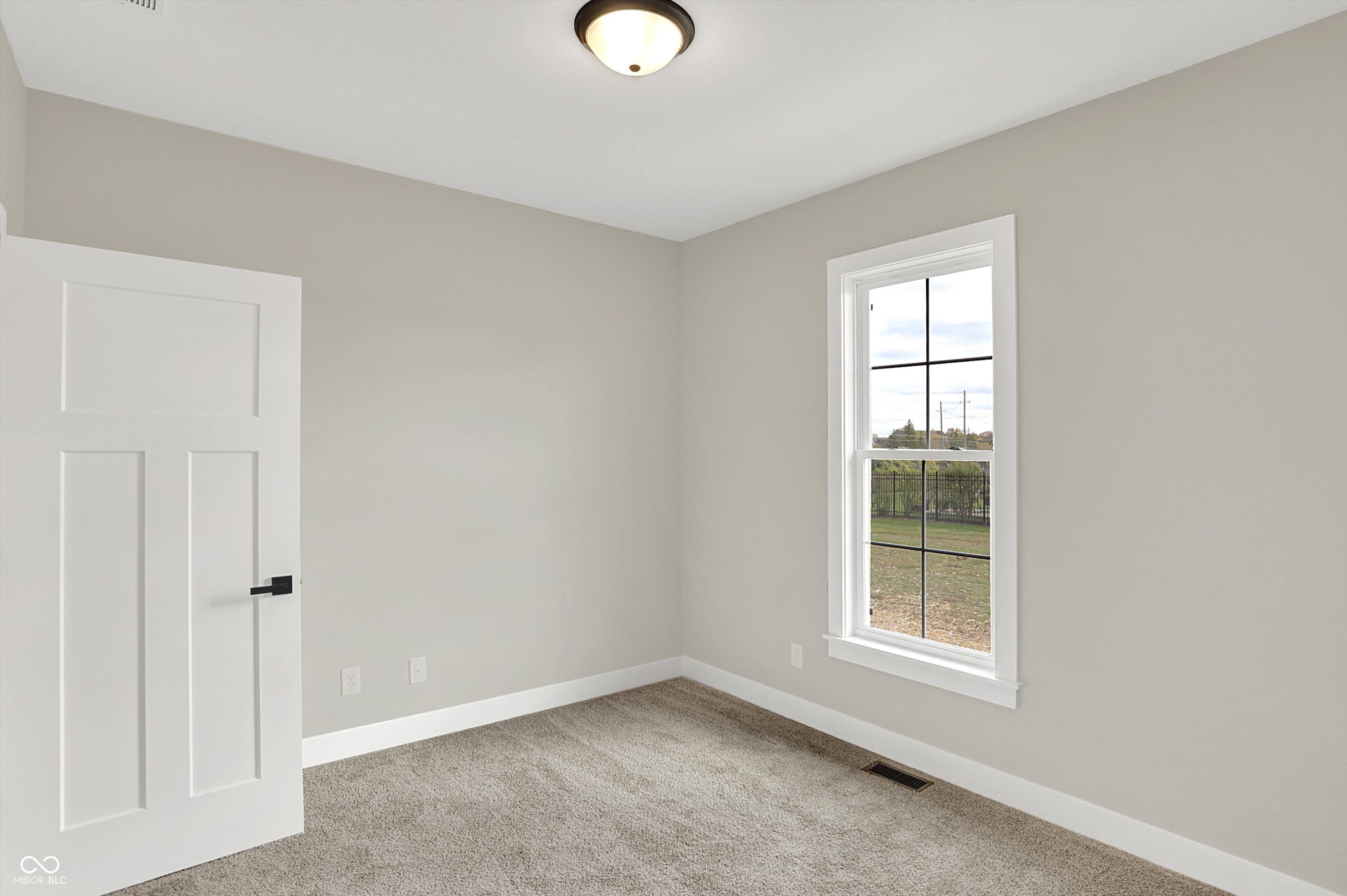 Indianapolis, Indiana, 46237, United States, 4 Bedrooms Bedrooms, ,2 BathroomsBathrooms,Residential,For Sale,1983350