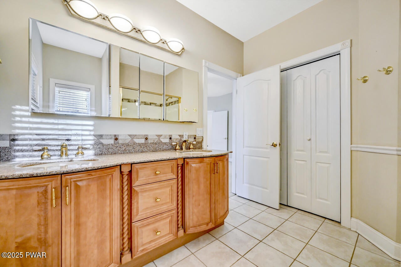 Lords Valley, Pennsylvania, 18428, United States, 3 Bedrooms Bedrooms, ,3 BathroomsBathrooms,Residential,For Sale,2005148