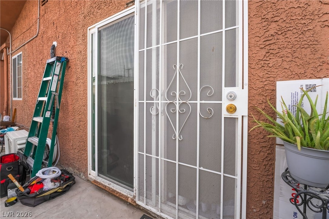 Las Vegas, Nevada, 89104, United States, 6 Bedrooms Bedrooms, ,2 BathroomsBathrooms,Residential,For Sale,2048974