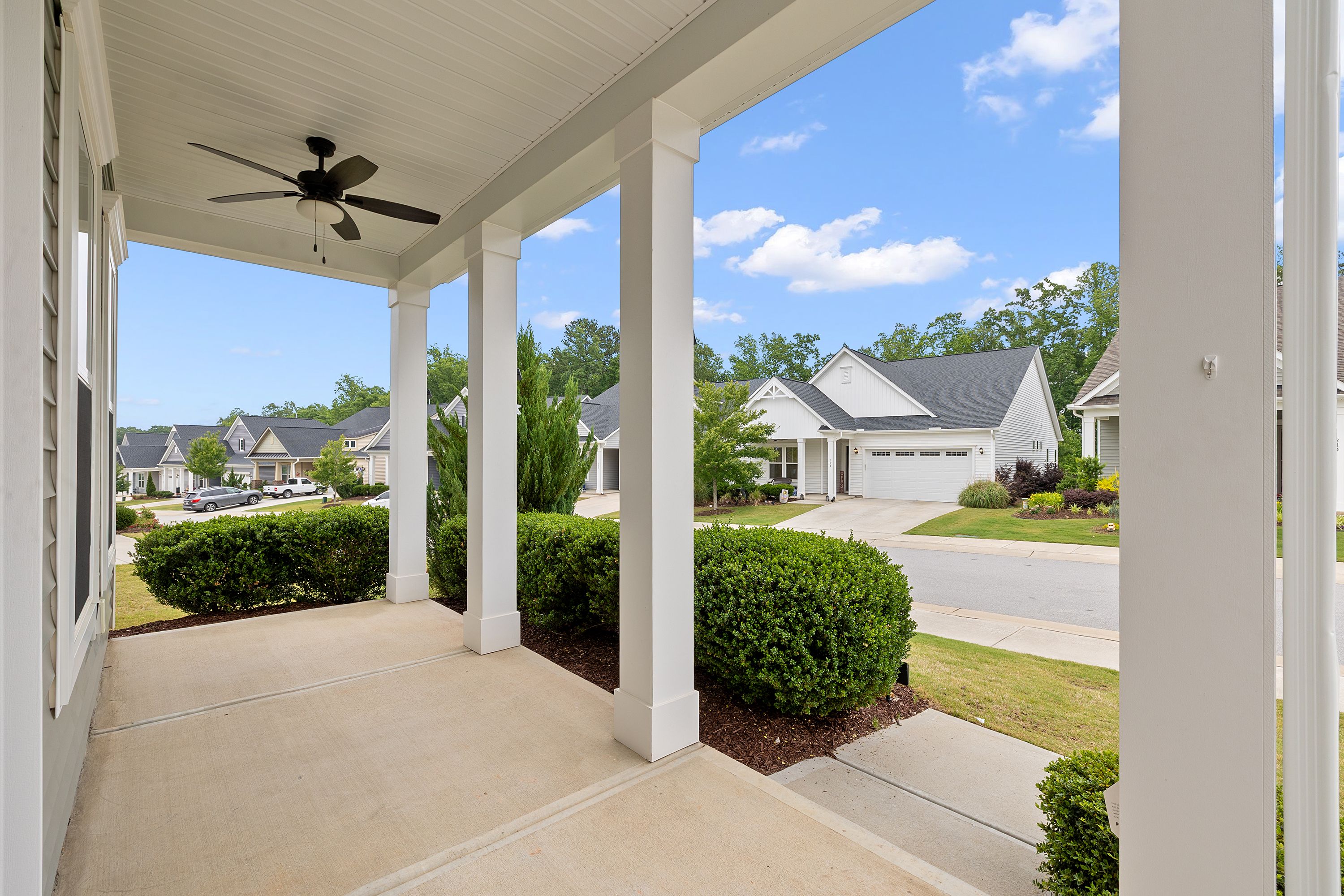  313 Warm Wind Drive, Clayton, NC 27527 - 物件實景