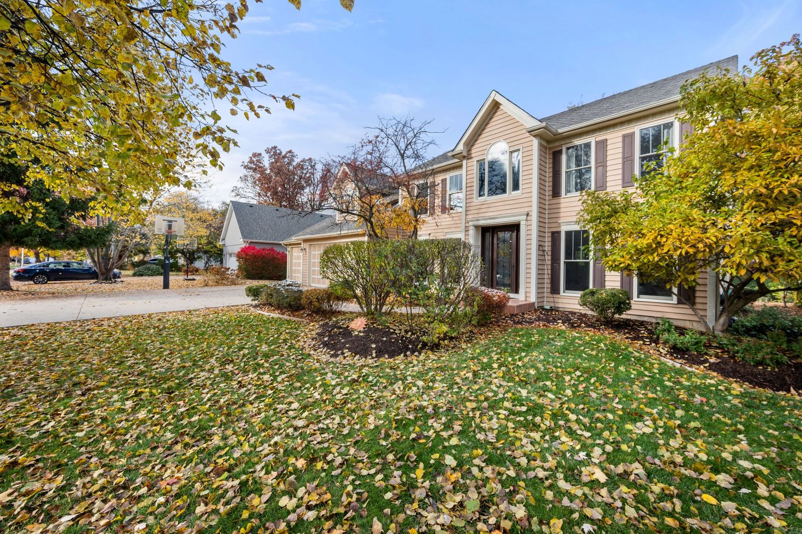 West Chicago, Illinois, 60185, United States, 4 Bedrooms Bedrooms, ,4 BathroomsBathrooms,Residential,For Sale,1991101